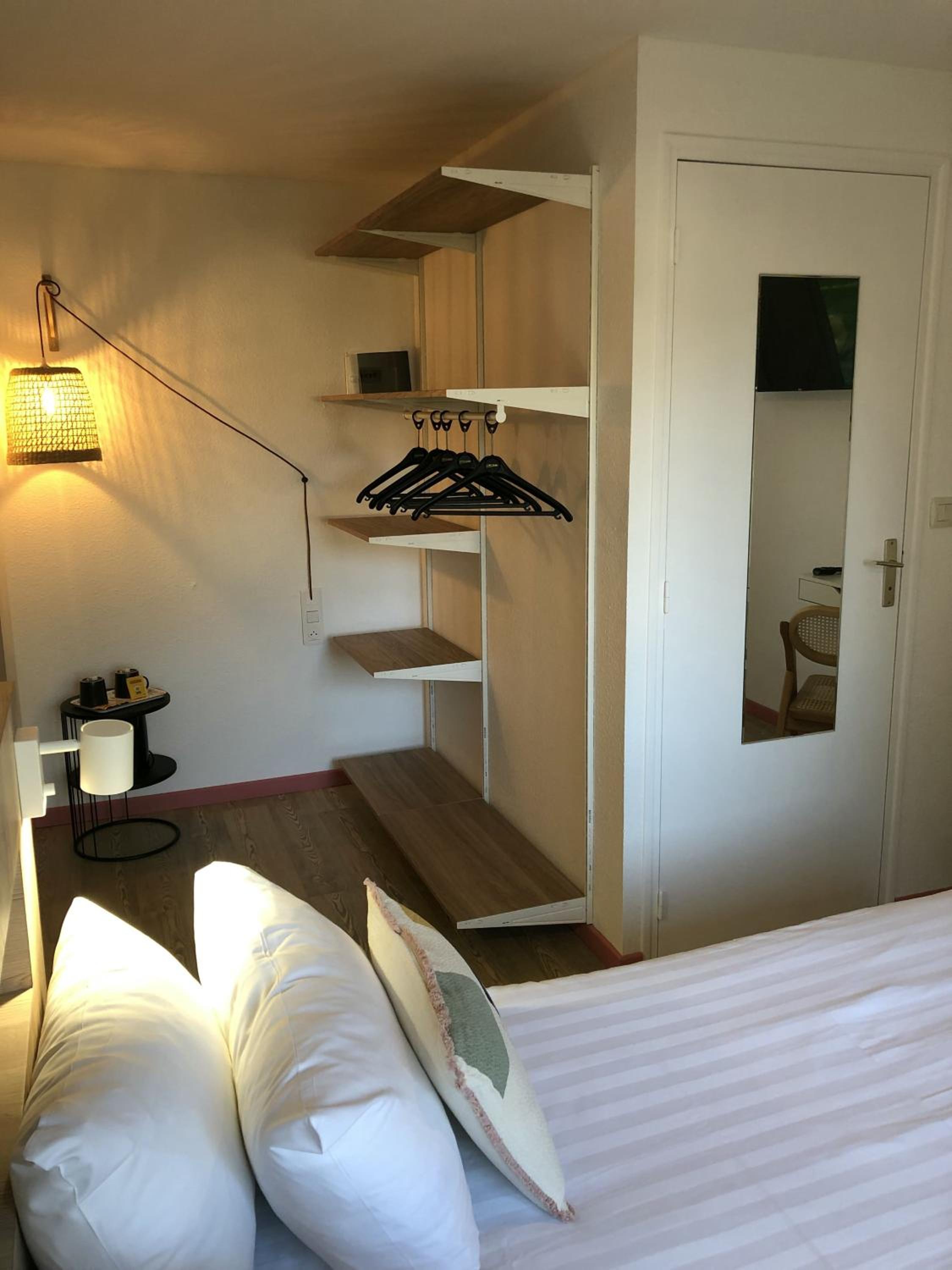 Superior Double Room - Photo 8