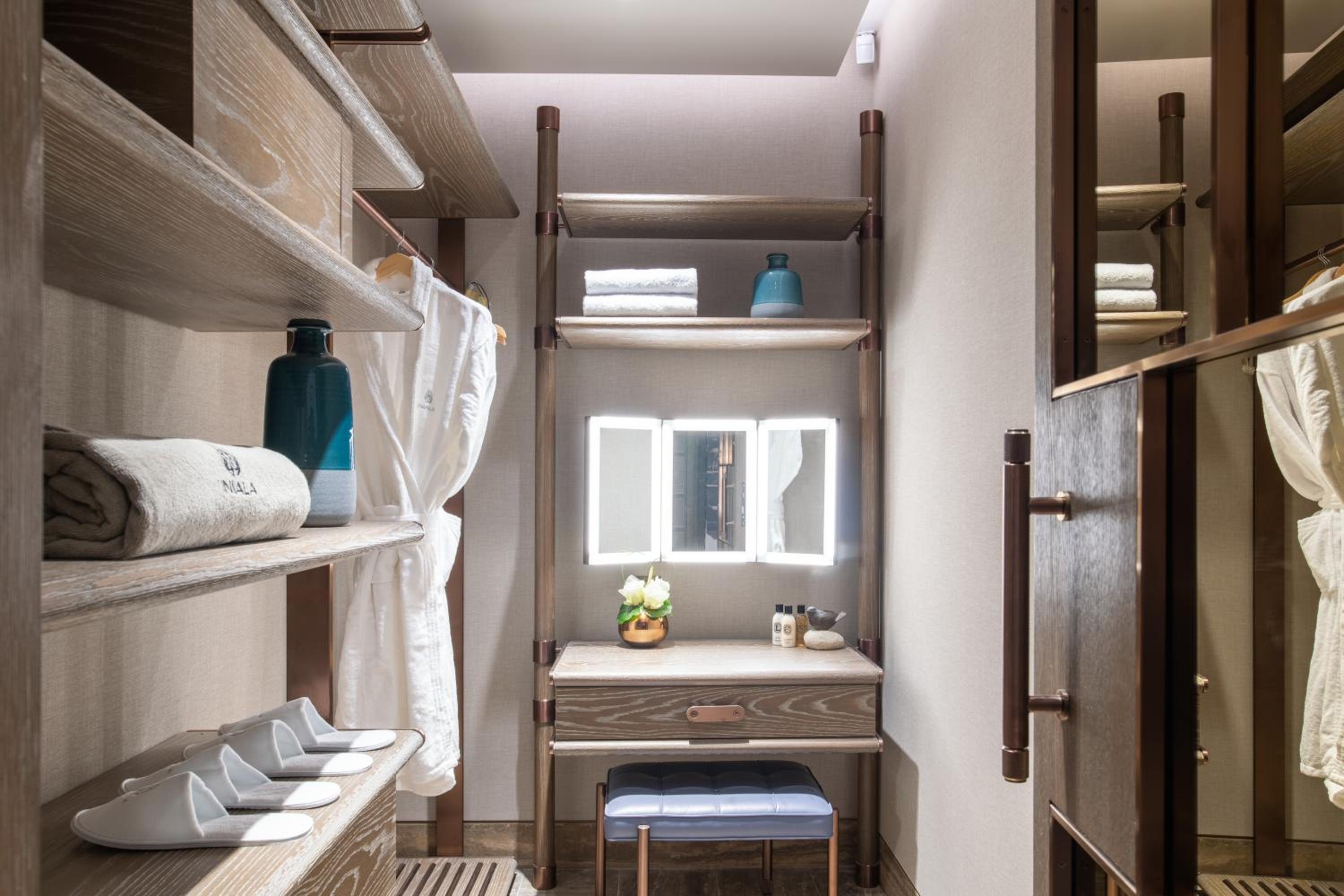 City View Suite - Photo 4