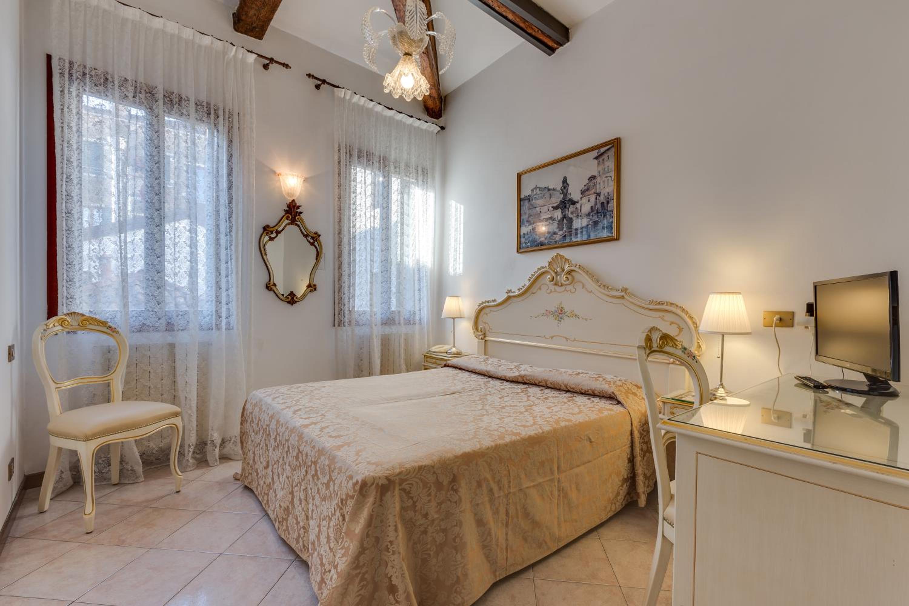 Economy Single Room photo 2
