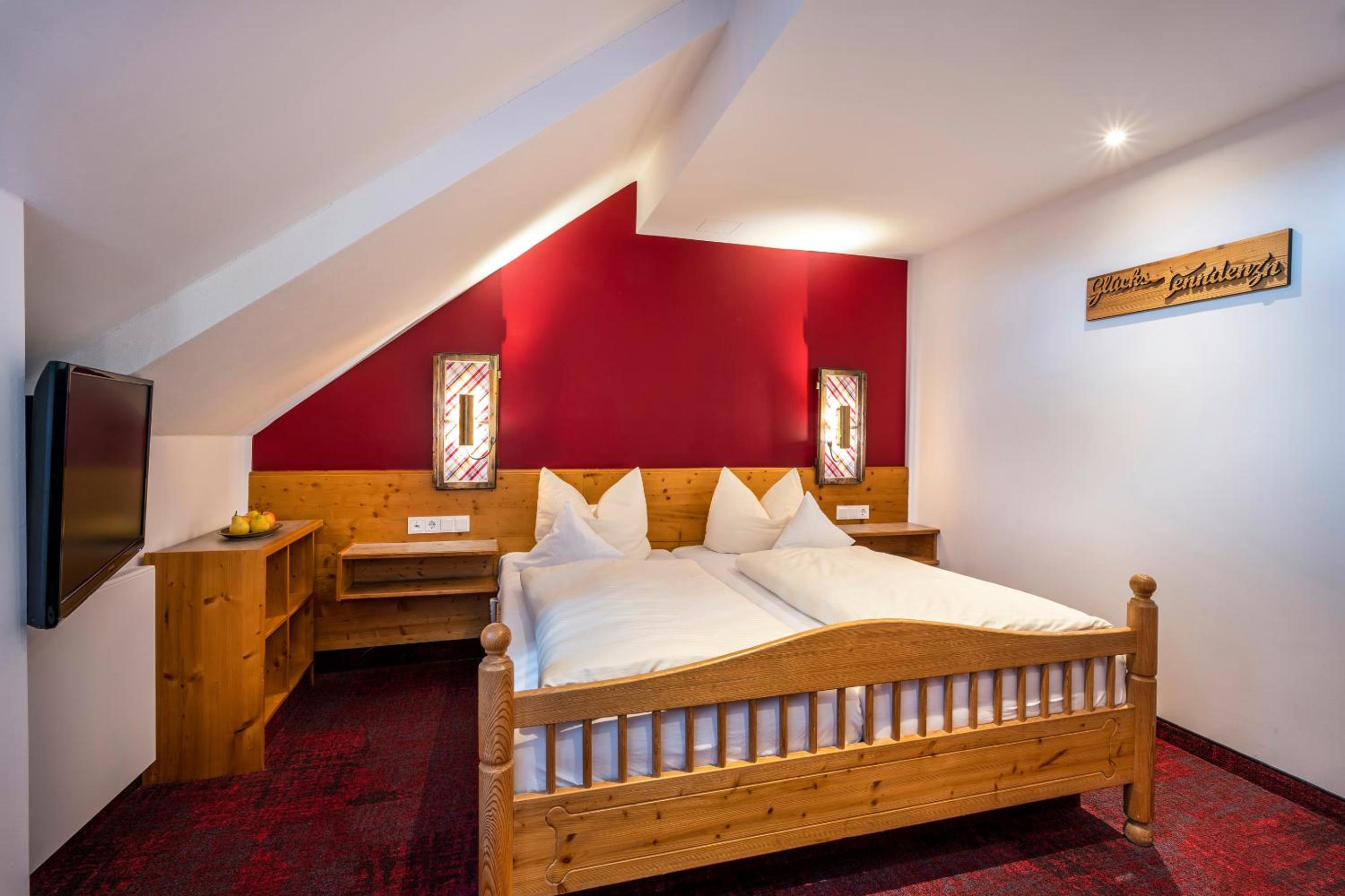 Double Room with Balcony photo 2
