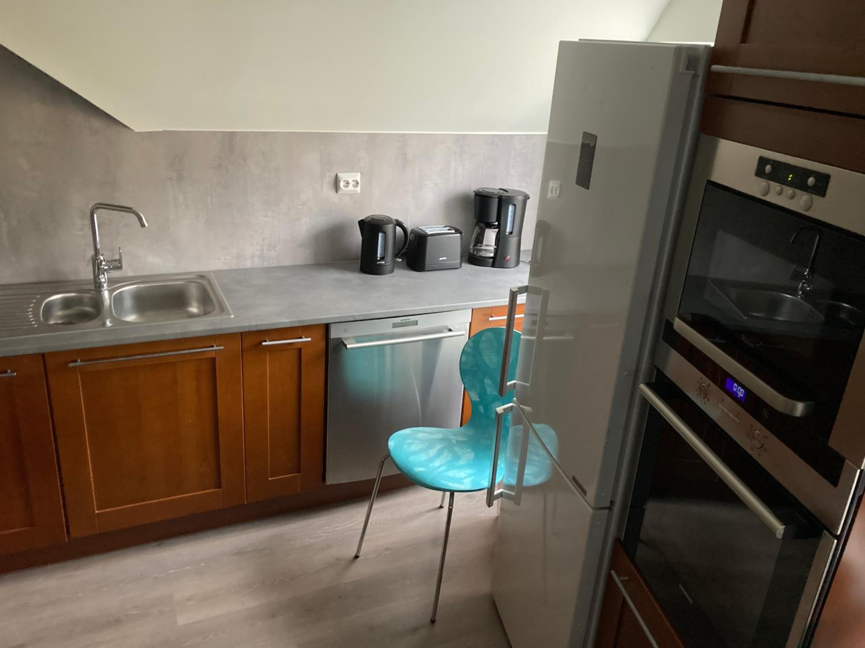 Two-Bedroom Apartment - Photo 11