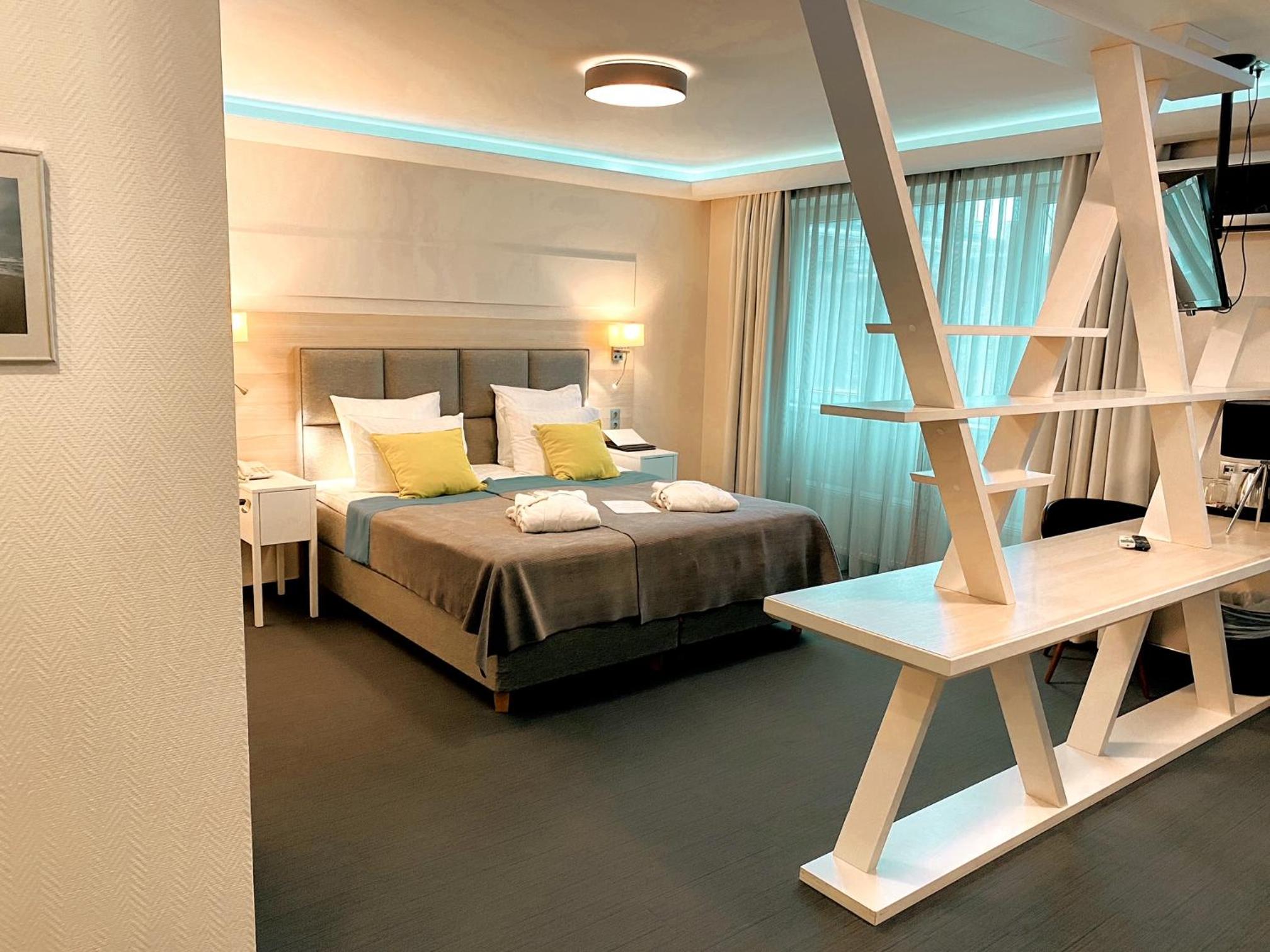 Junior Suite - Photo 13