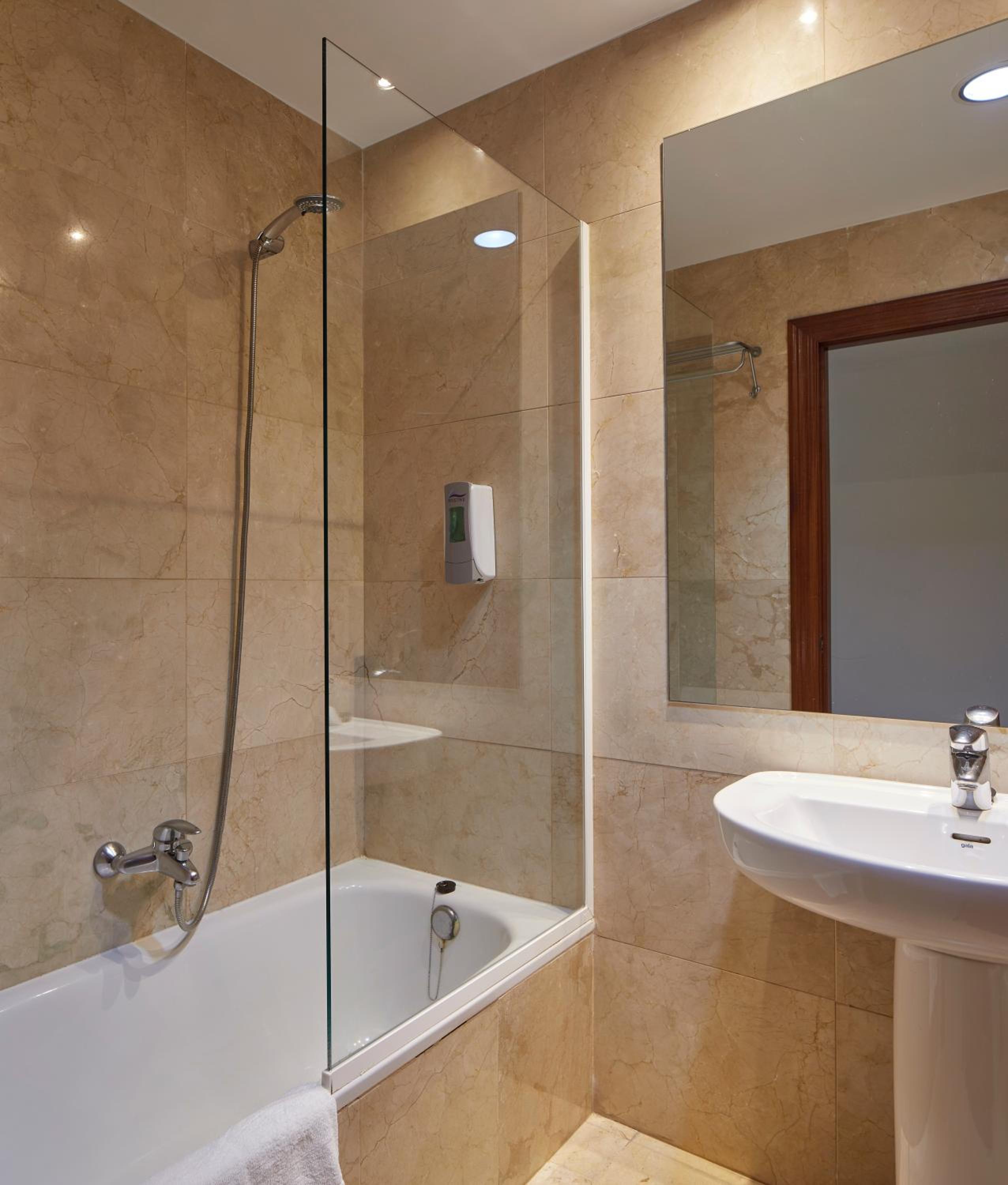 Double Room with Terrace - Photo 2