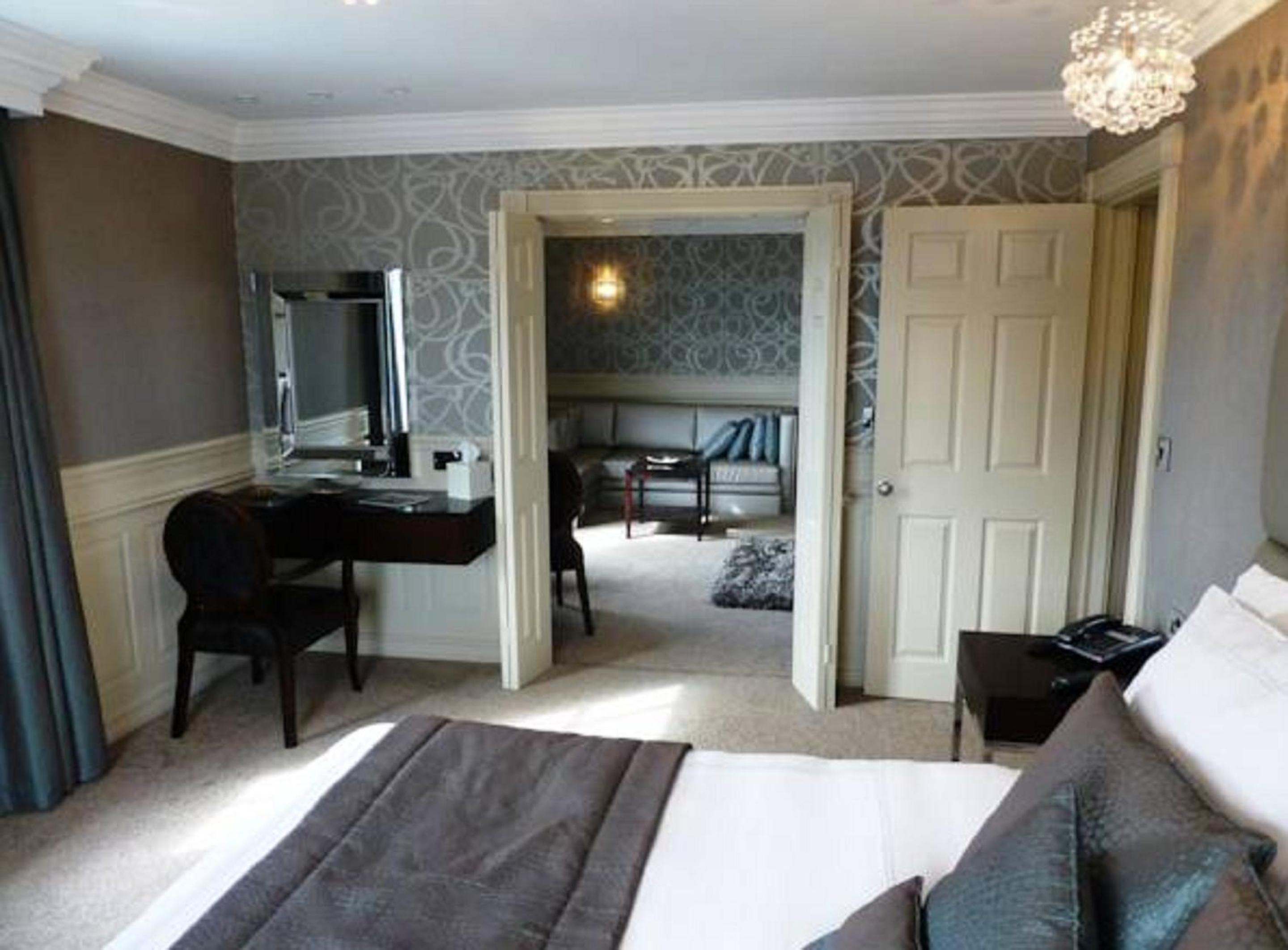 Cliff Suite - Photo 3