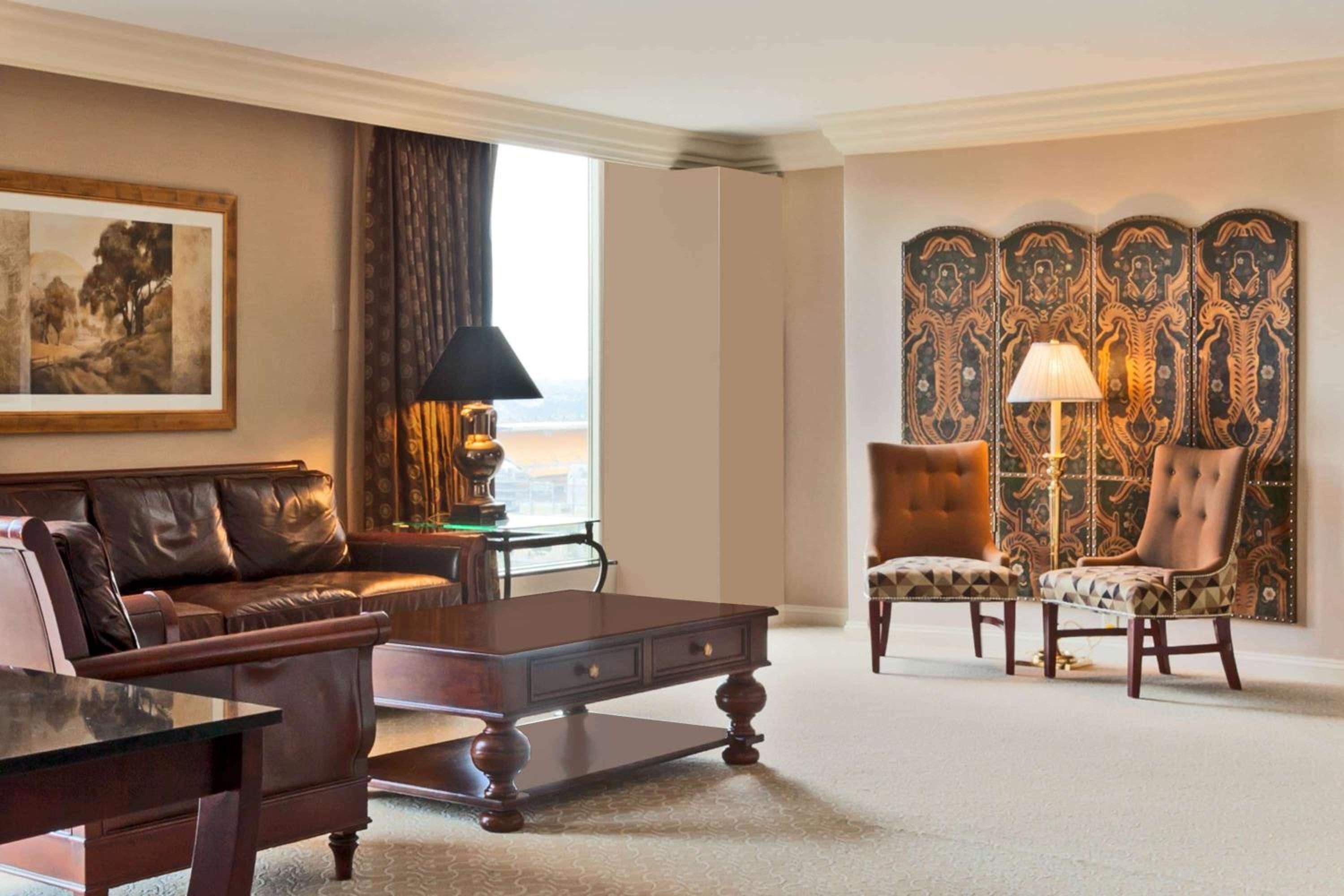 Two-Bedroom Luxury King Suite - Non-Smoking photo 2