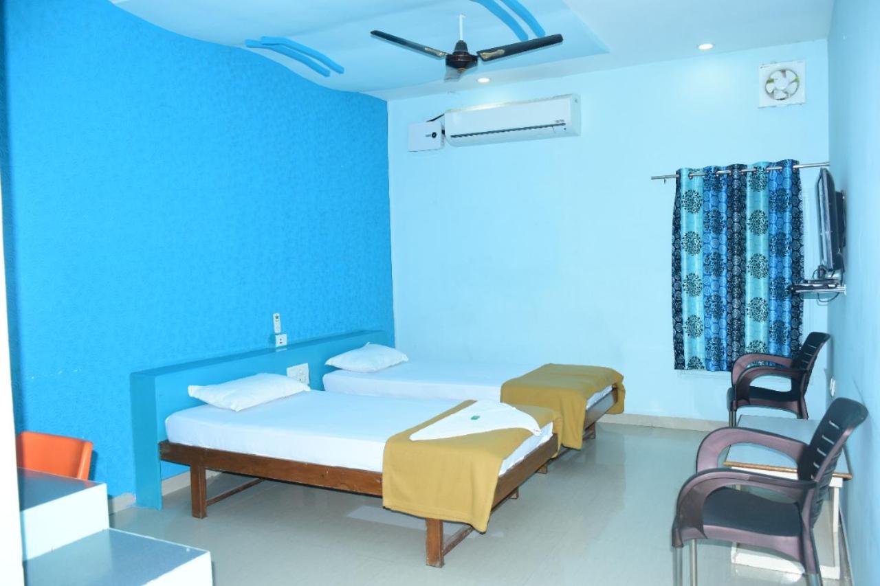 Deluxe Room - Photo 14