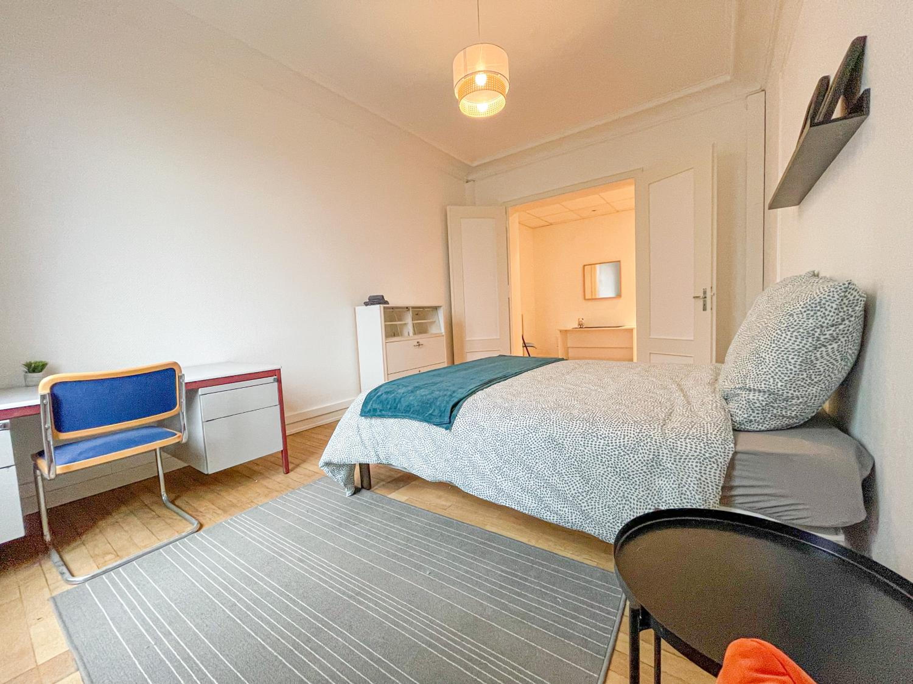 Large Double Room photo 3