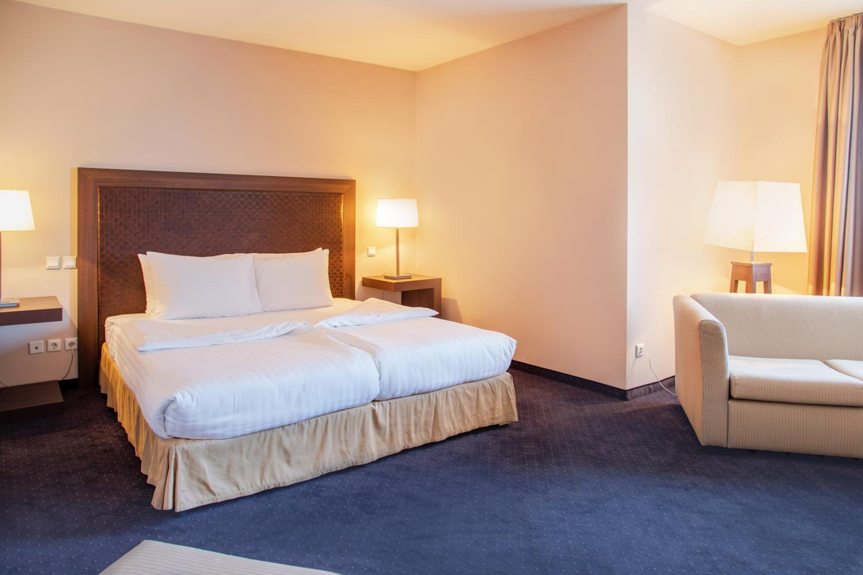 Premium Room - Photo 5