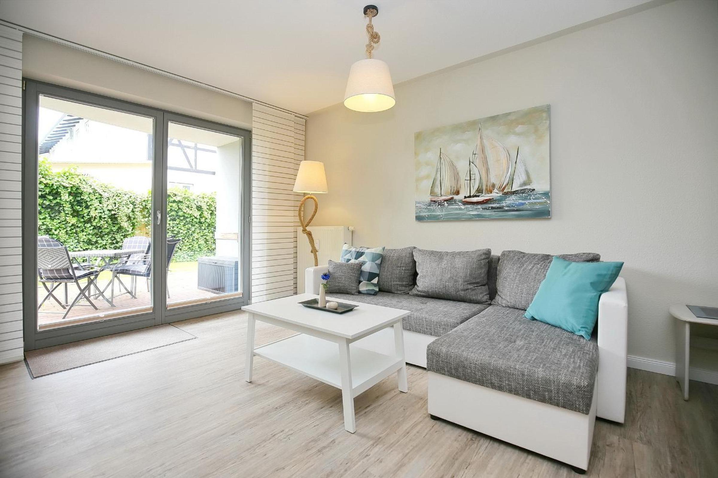 Apartment with Terrace photo 1
