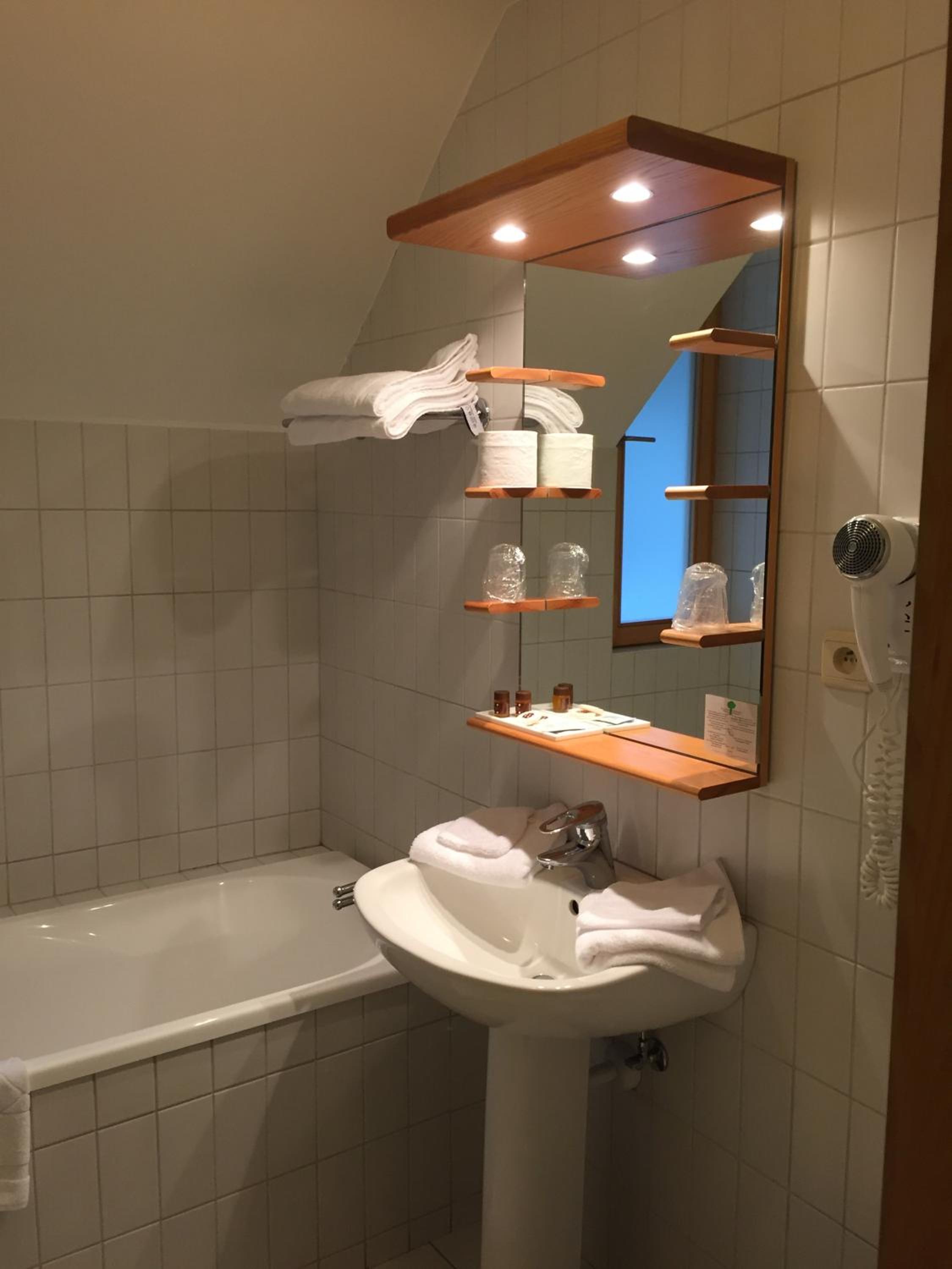 Double Room - Photo 2