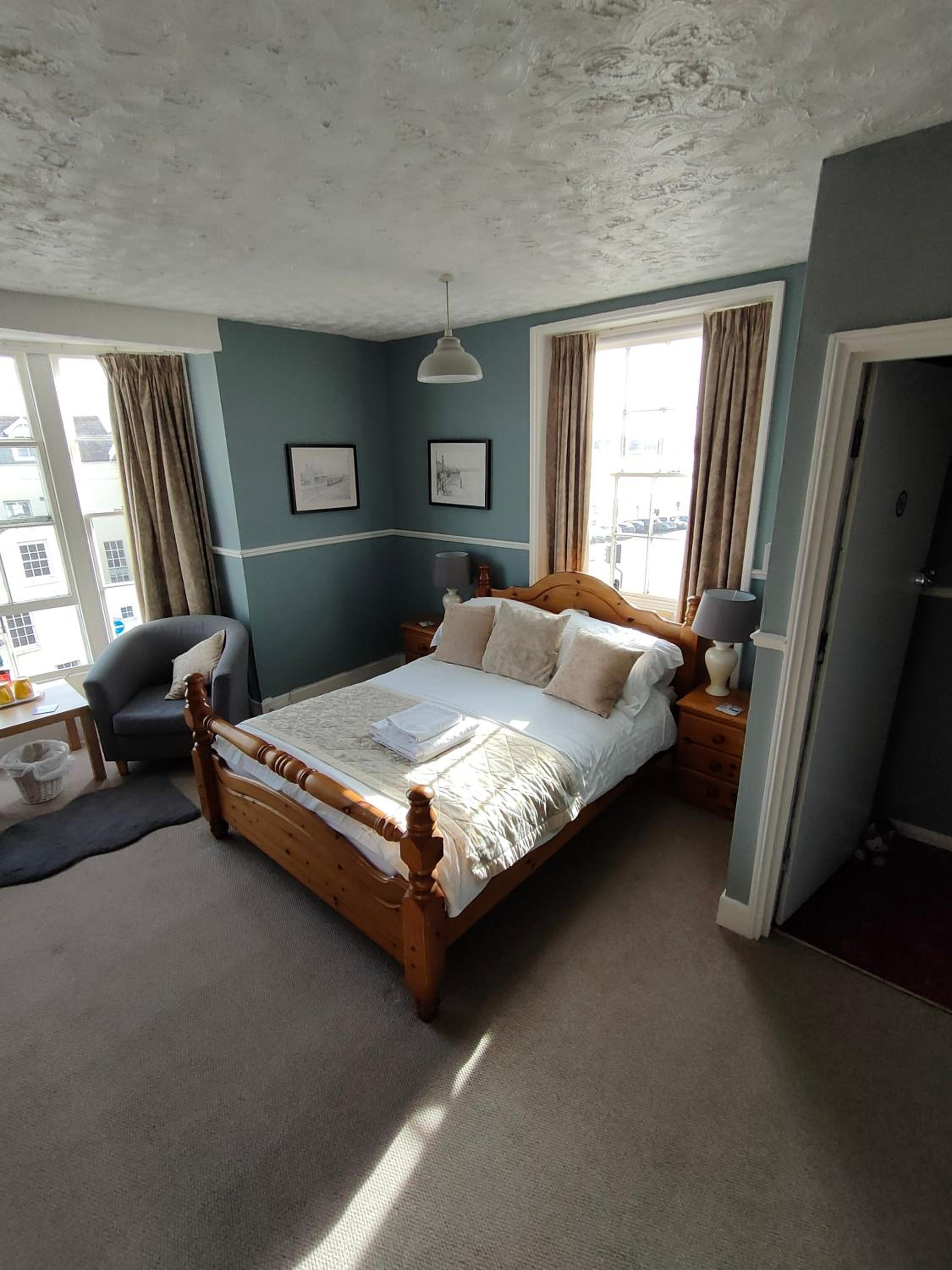 Spacious Double Room photo 2