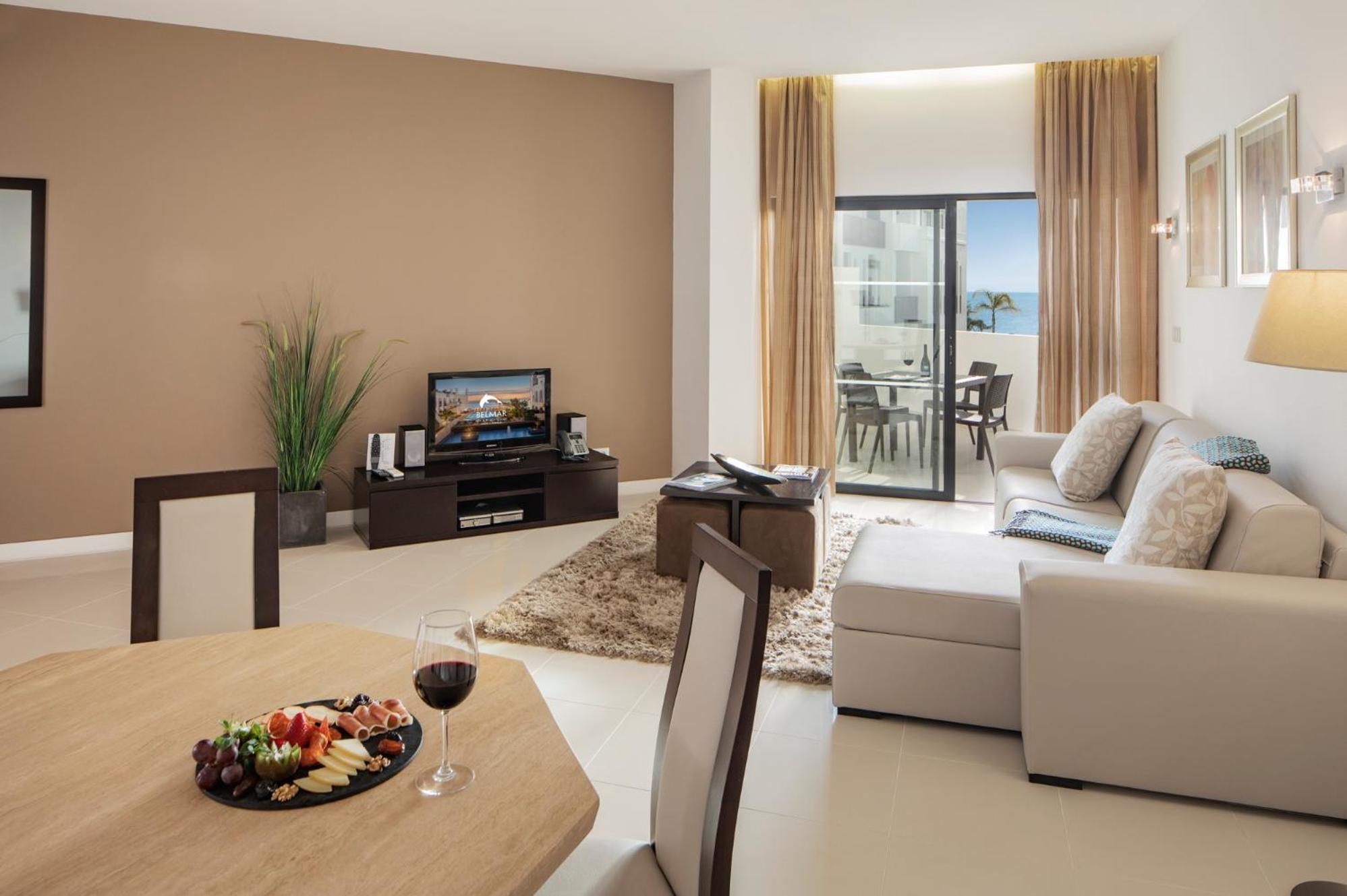 One-Bedroom Apartment with Sea View