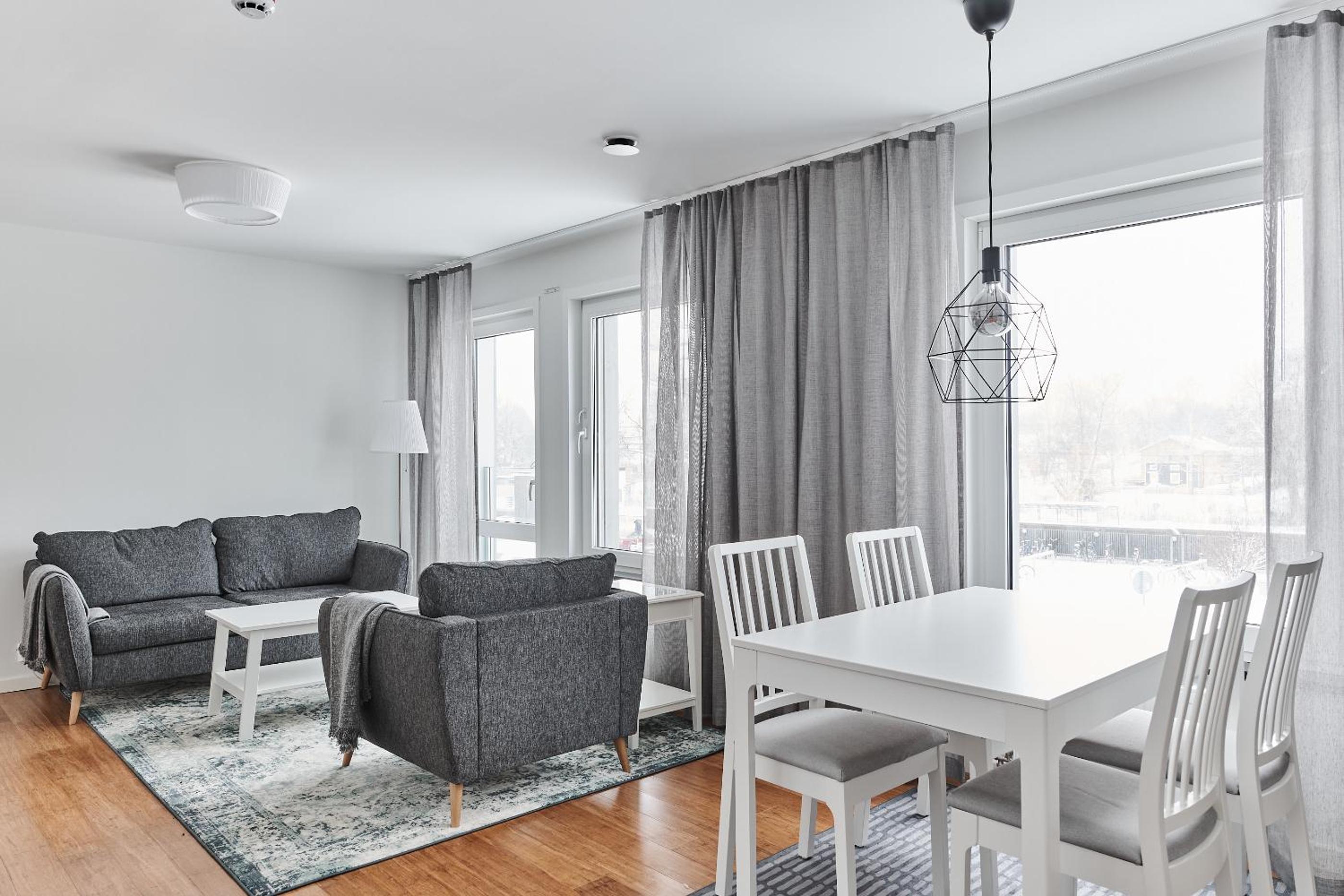 Two-Bedroom Apartment - Photo 9
