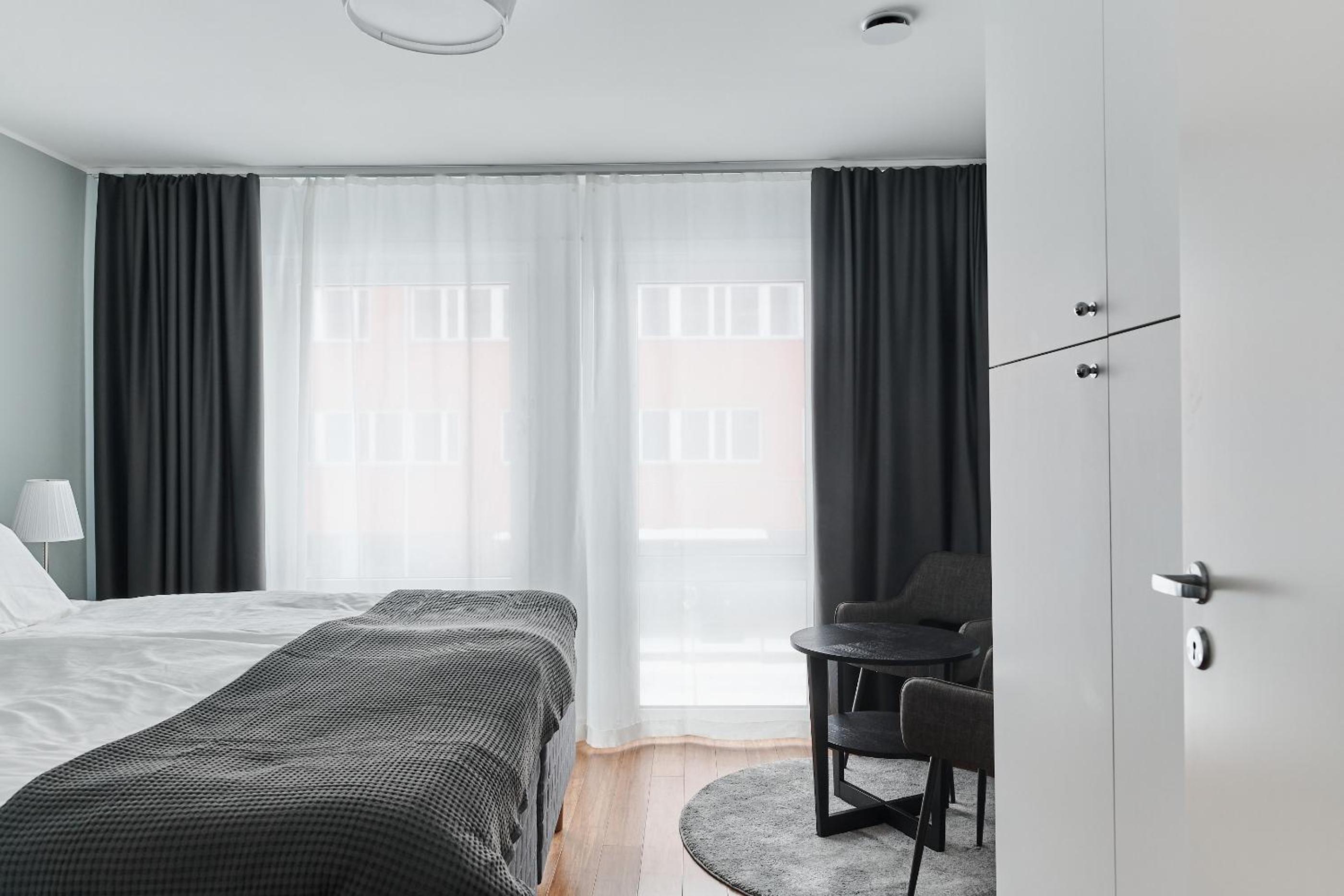 Two-Bedroom Apartment - Photo 12