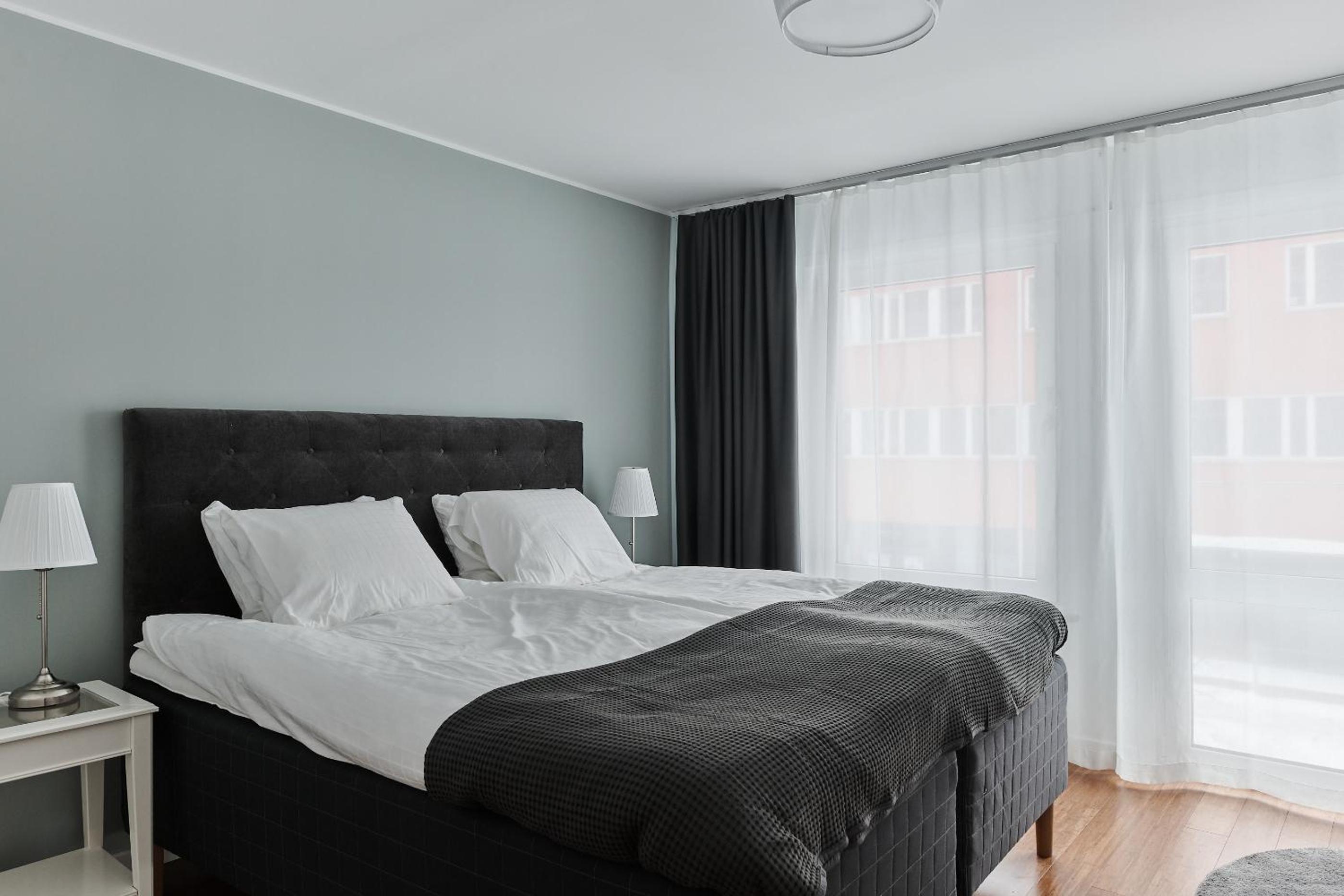 Two-Bedroom Apartment - Photo 11