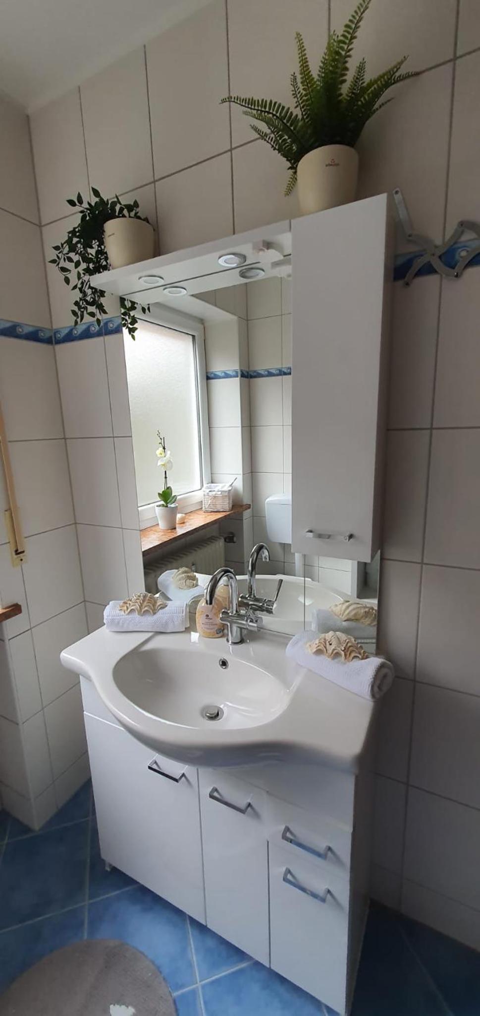 Two-Bedroom Apartment - Photo 5