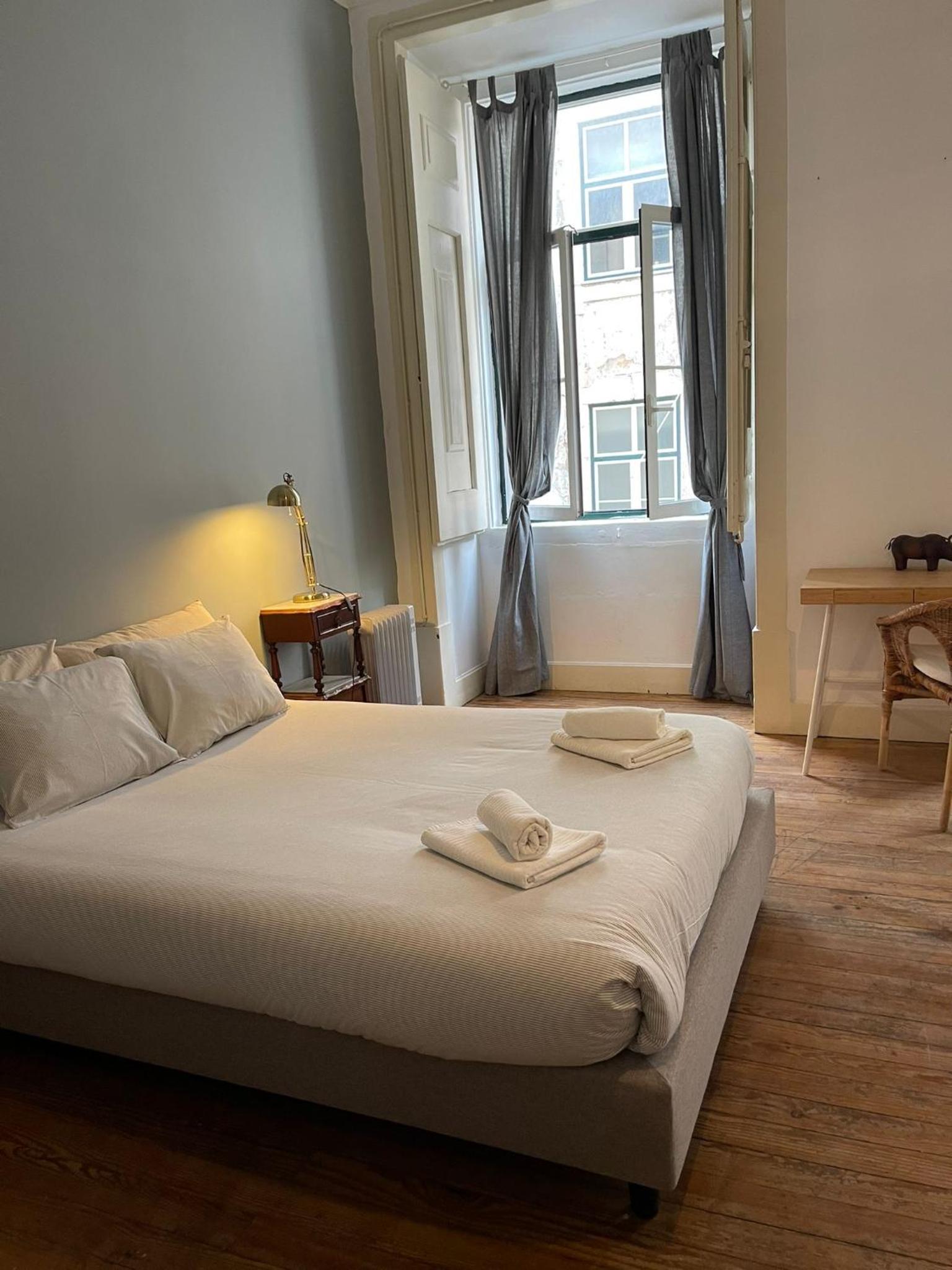 Two-Bedroom Suite - Photo 17