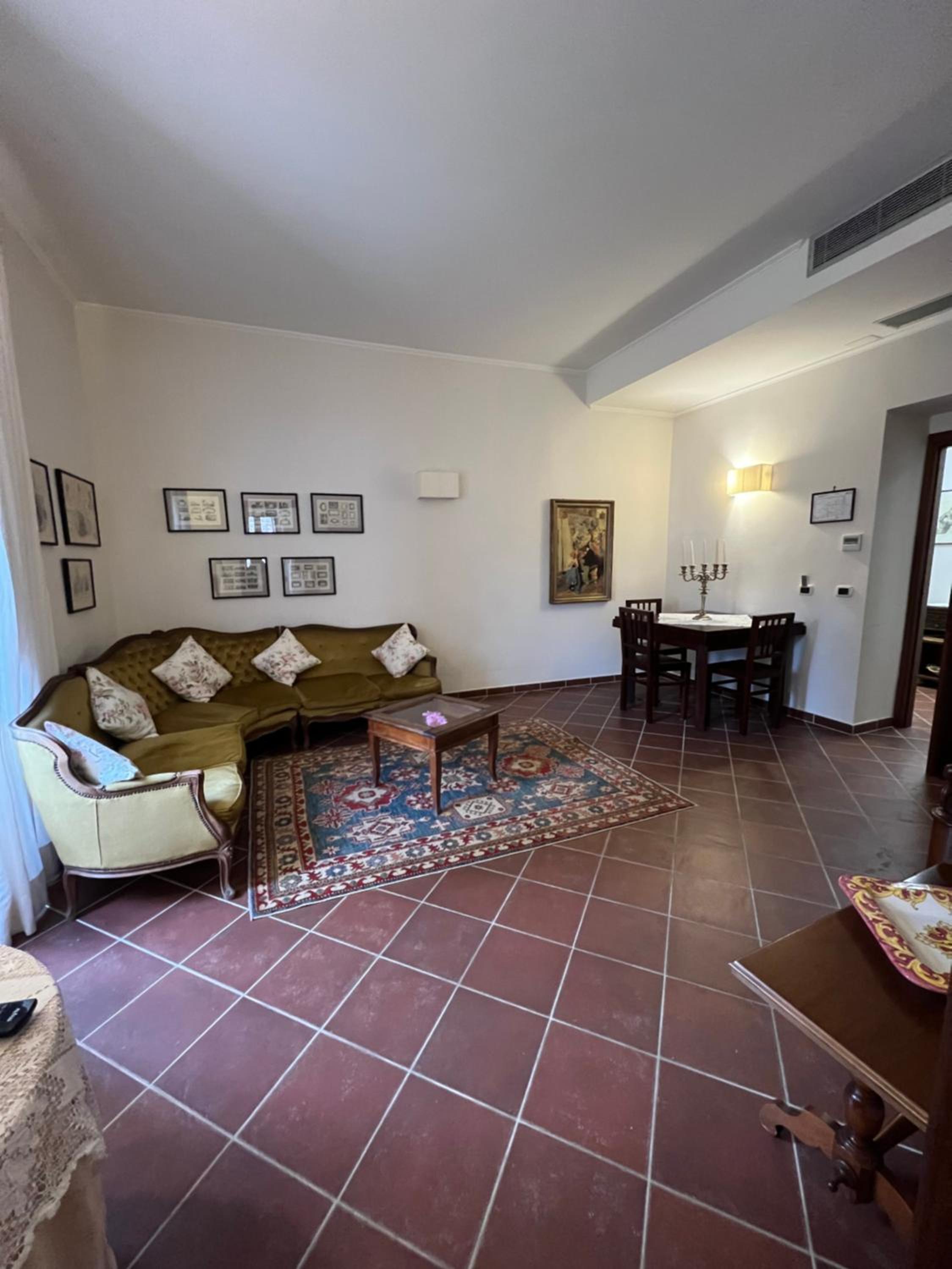 Deluxe Suite - Photo 10