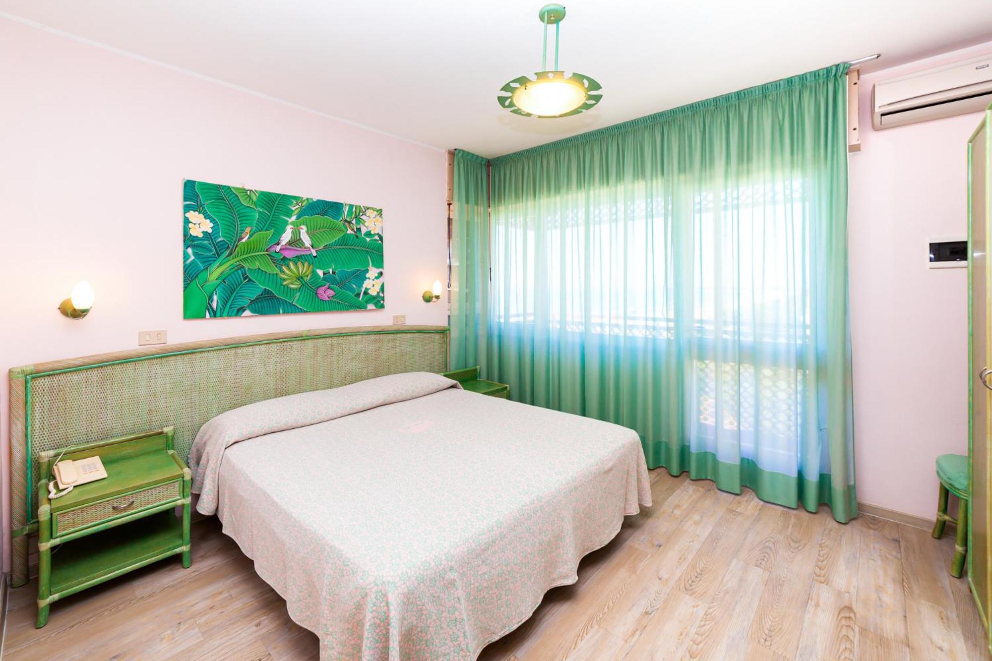 Superior Double Or Twin Room photo 2