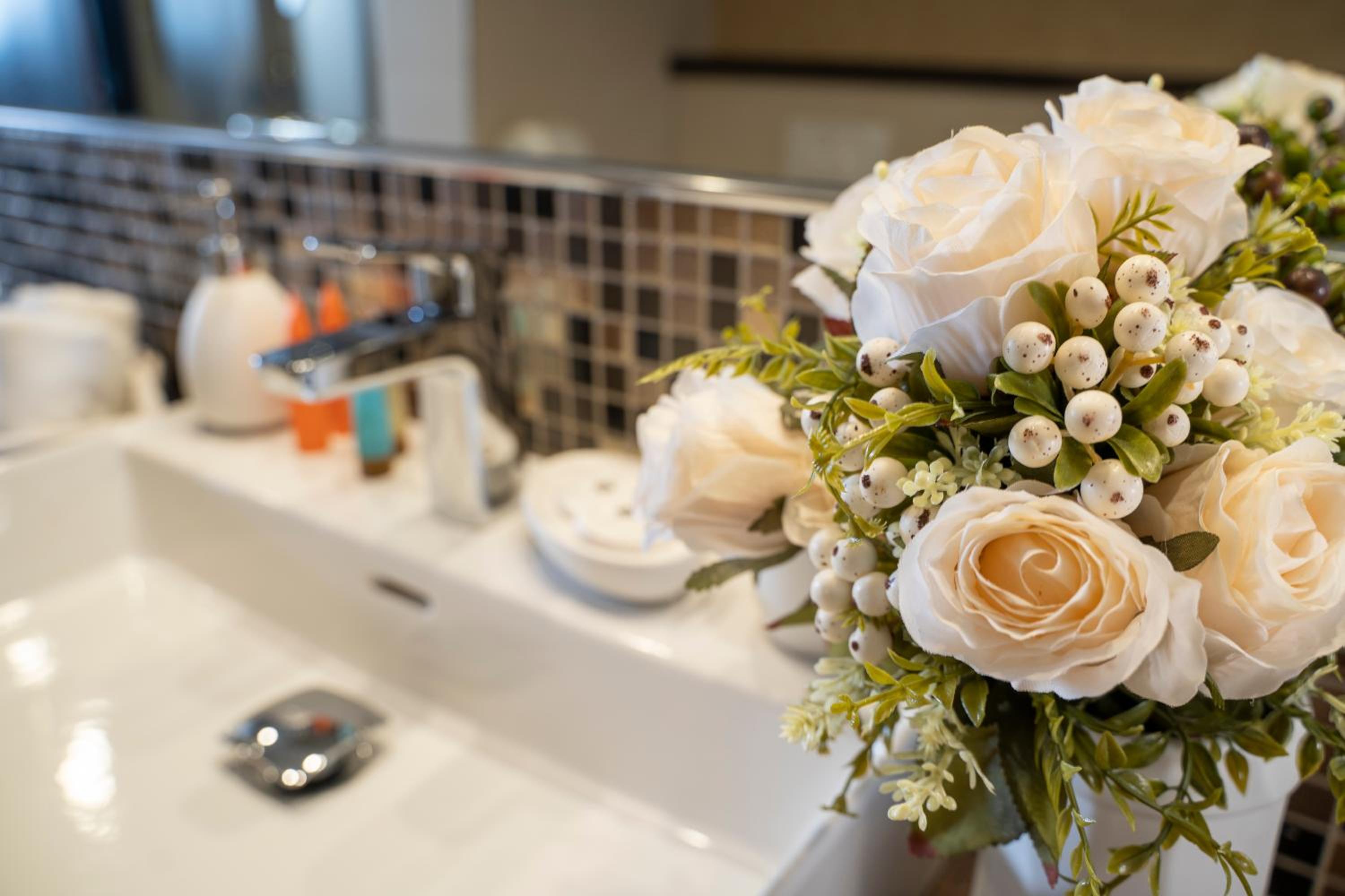 King Suite - Photo 15