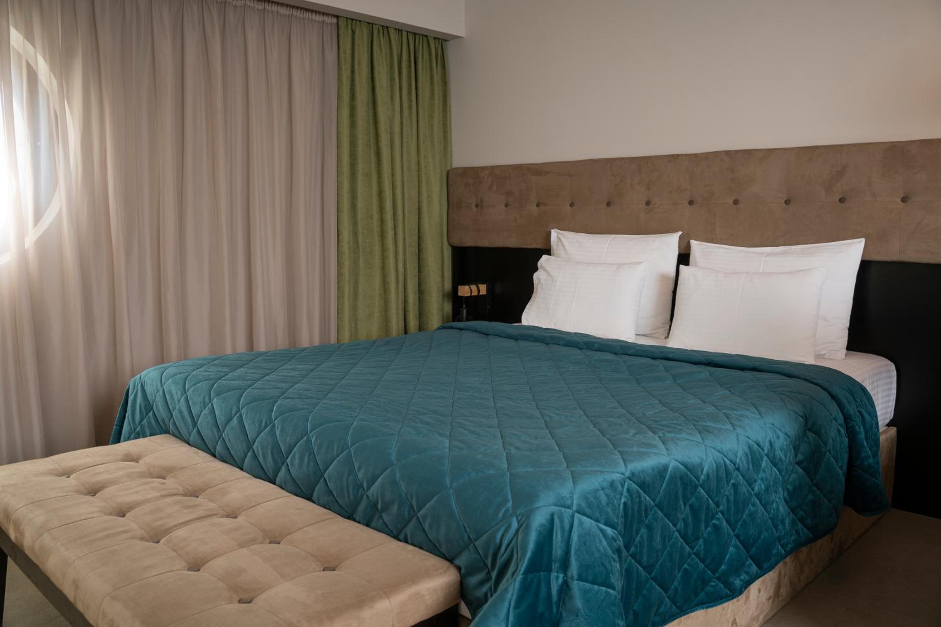King Suite - Photo 21