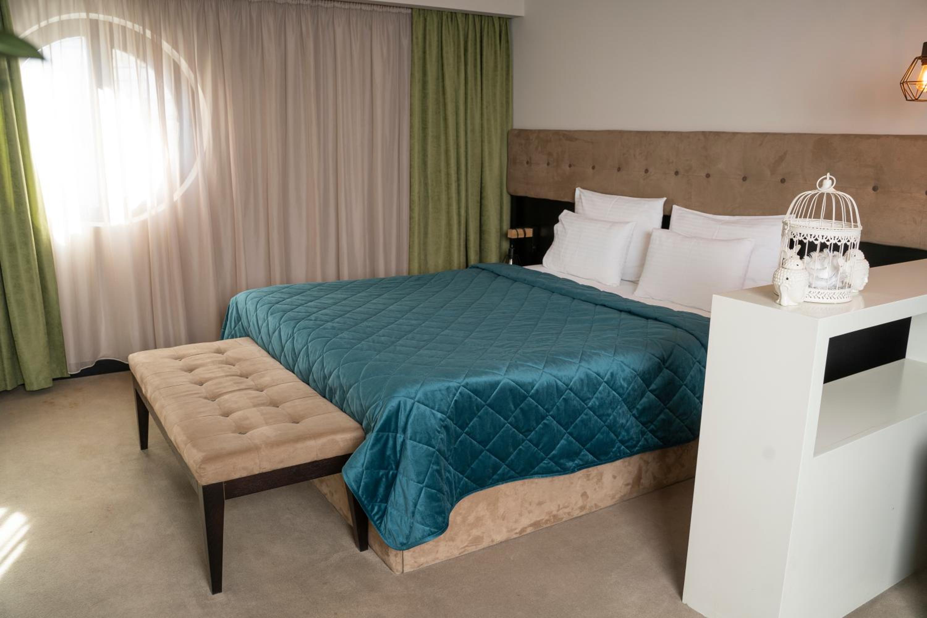 King Suite - Photo 8