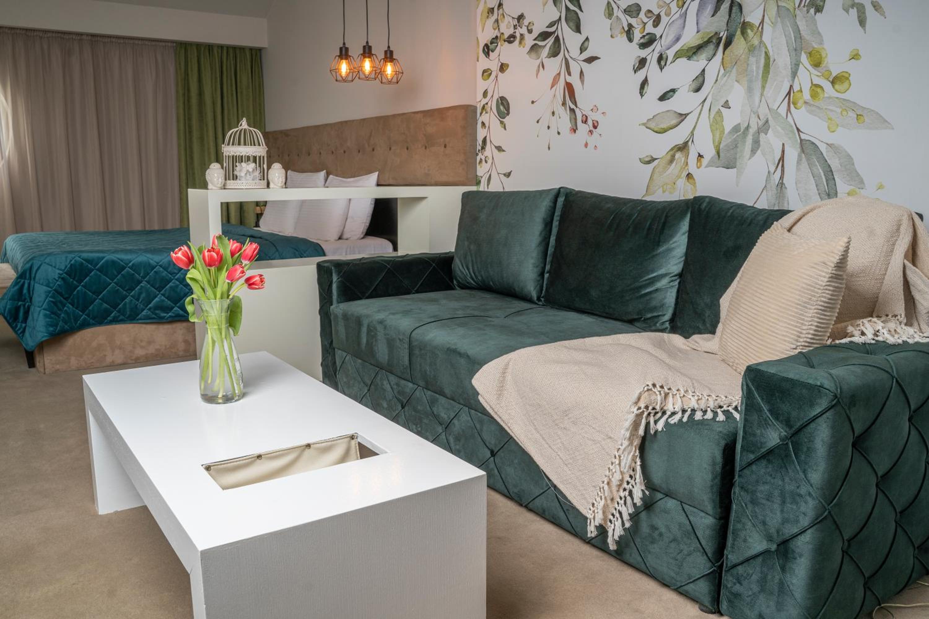 King Suite - Photo 11