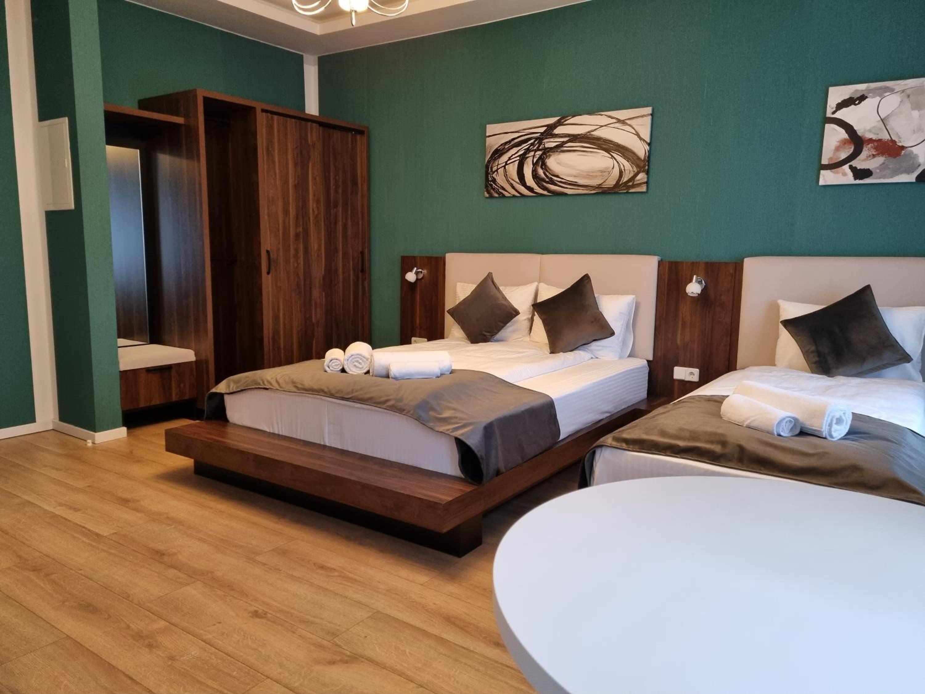 Deluxe Family Room - Photo 6