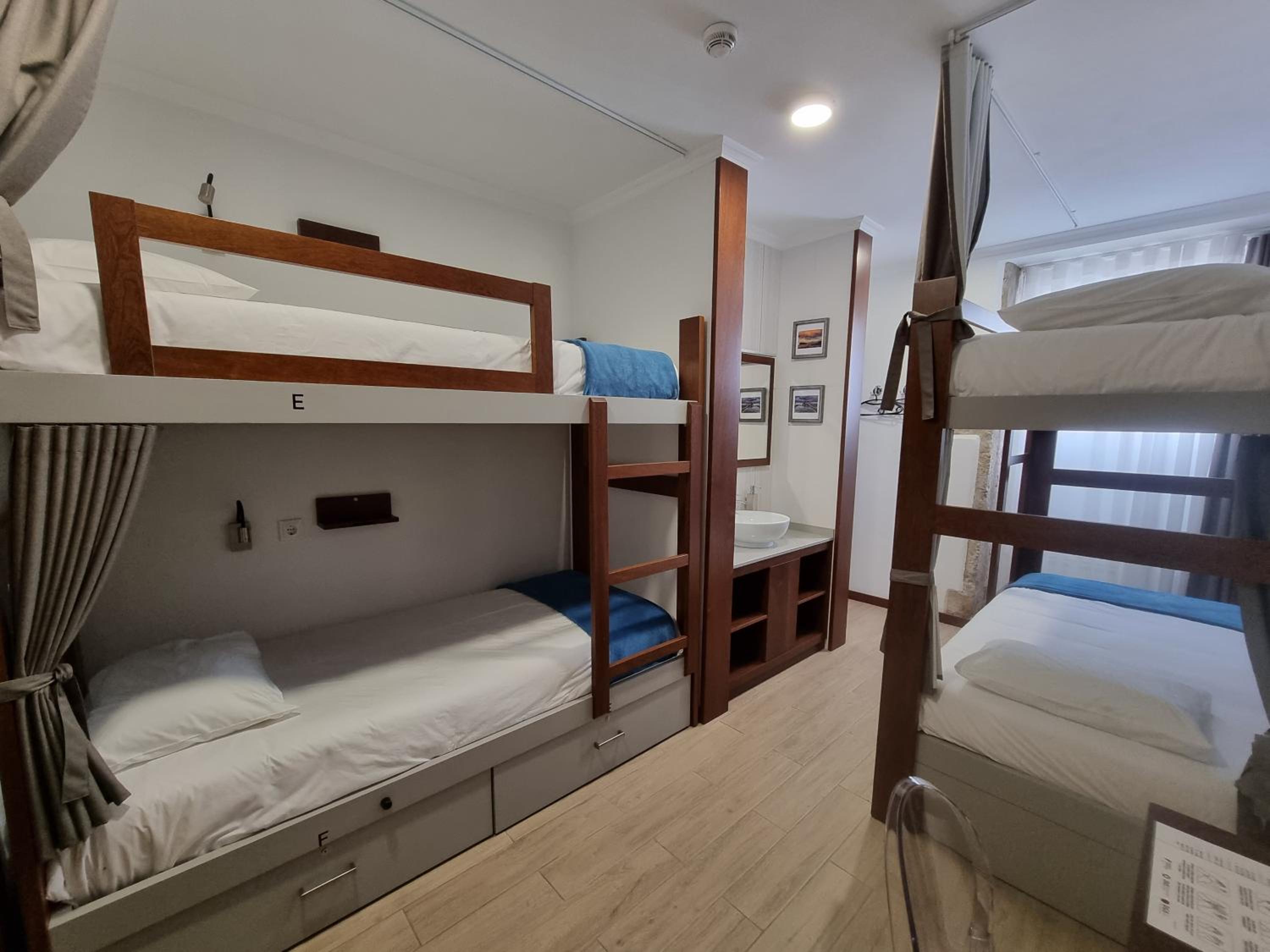 Bed in 4-Bed Female Dormitory Room photo 1