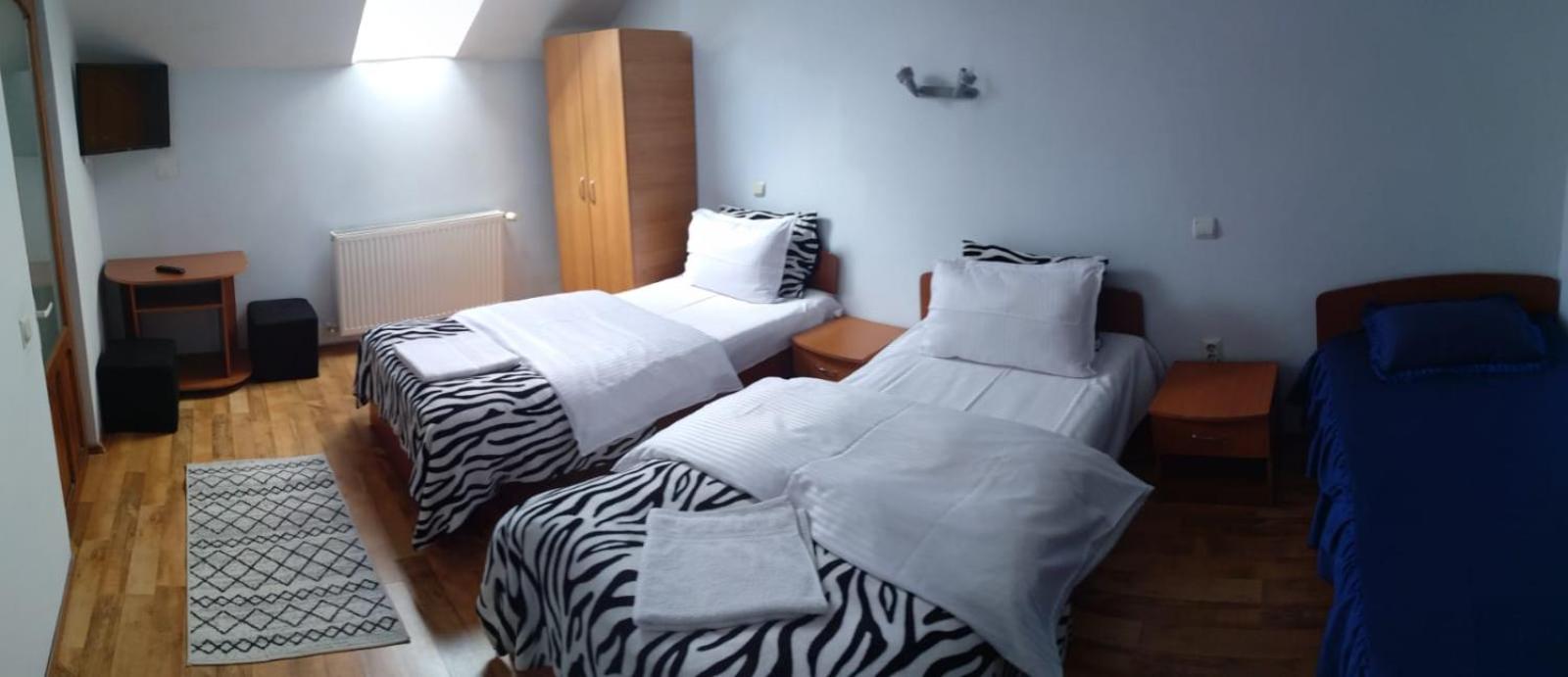 Standard Triple Room photo 2