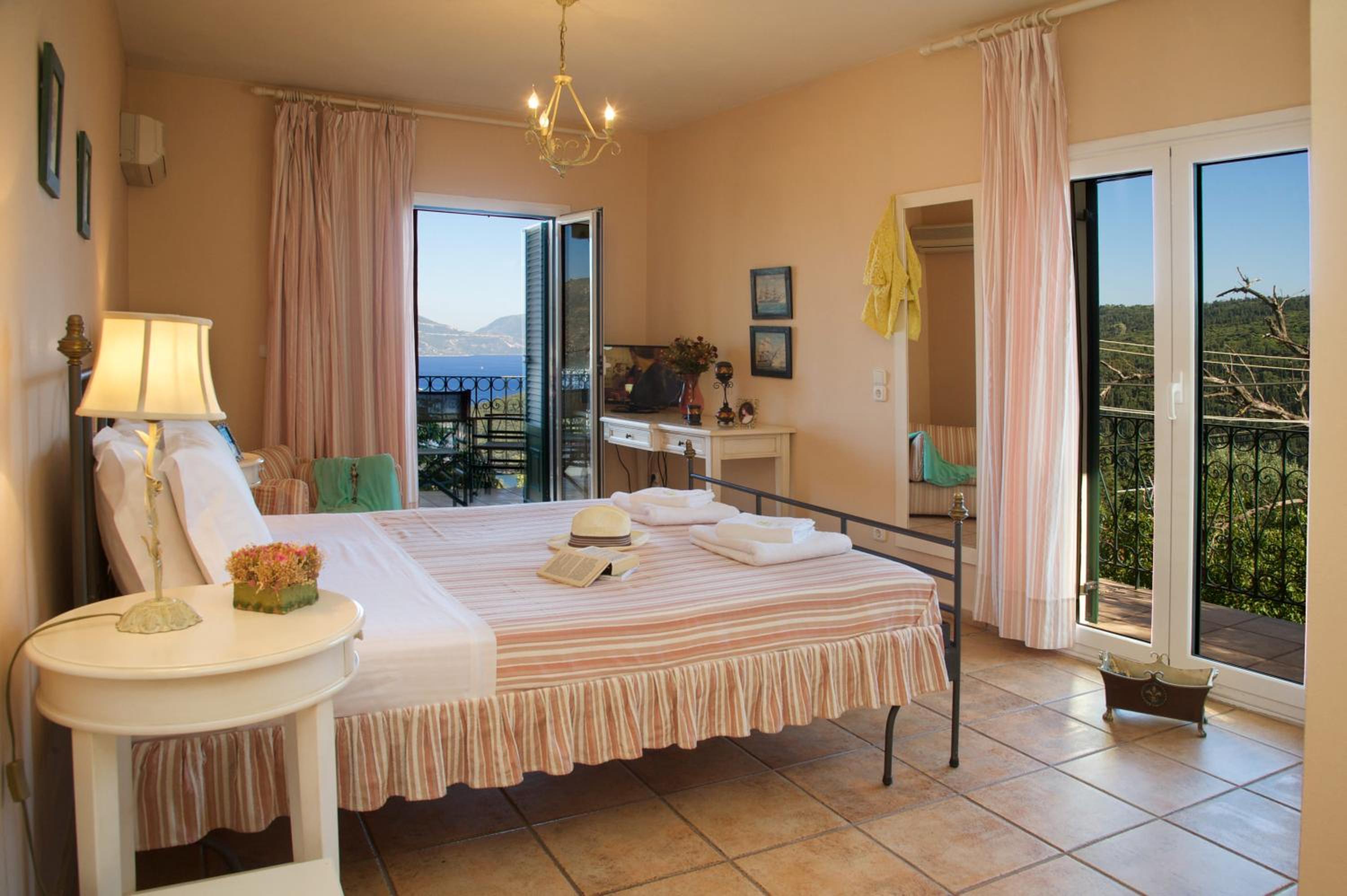 Superior Double or Twin Room with Sea View - Photo 15