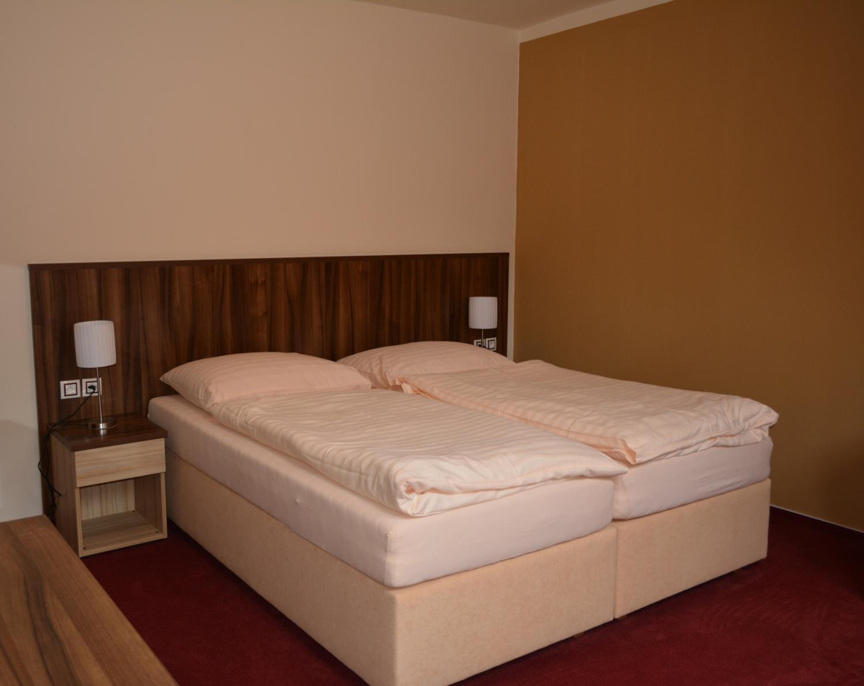 Double Room - Photo 24