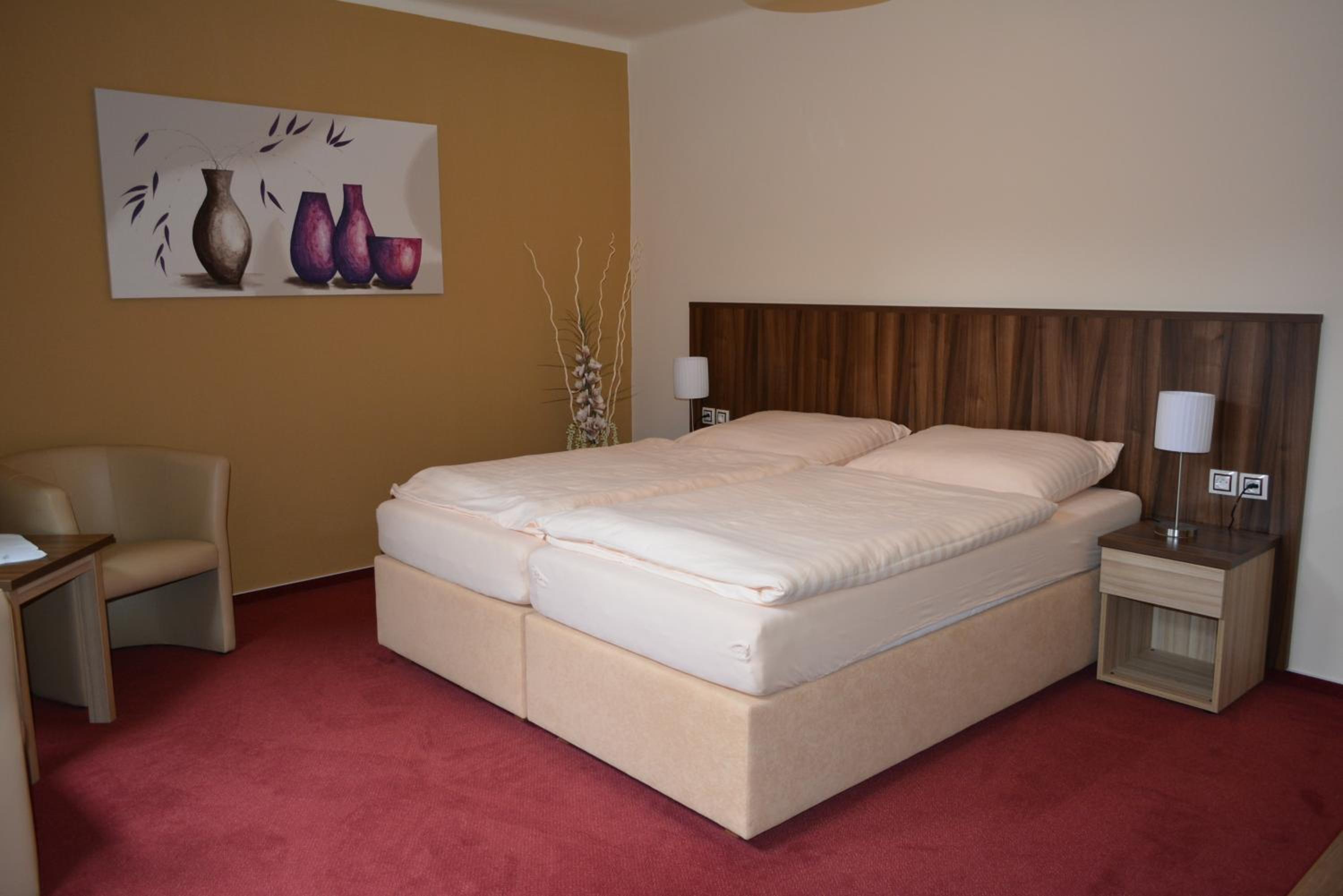Double Room - Photo 26