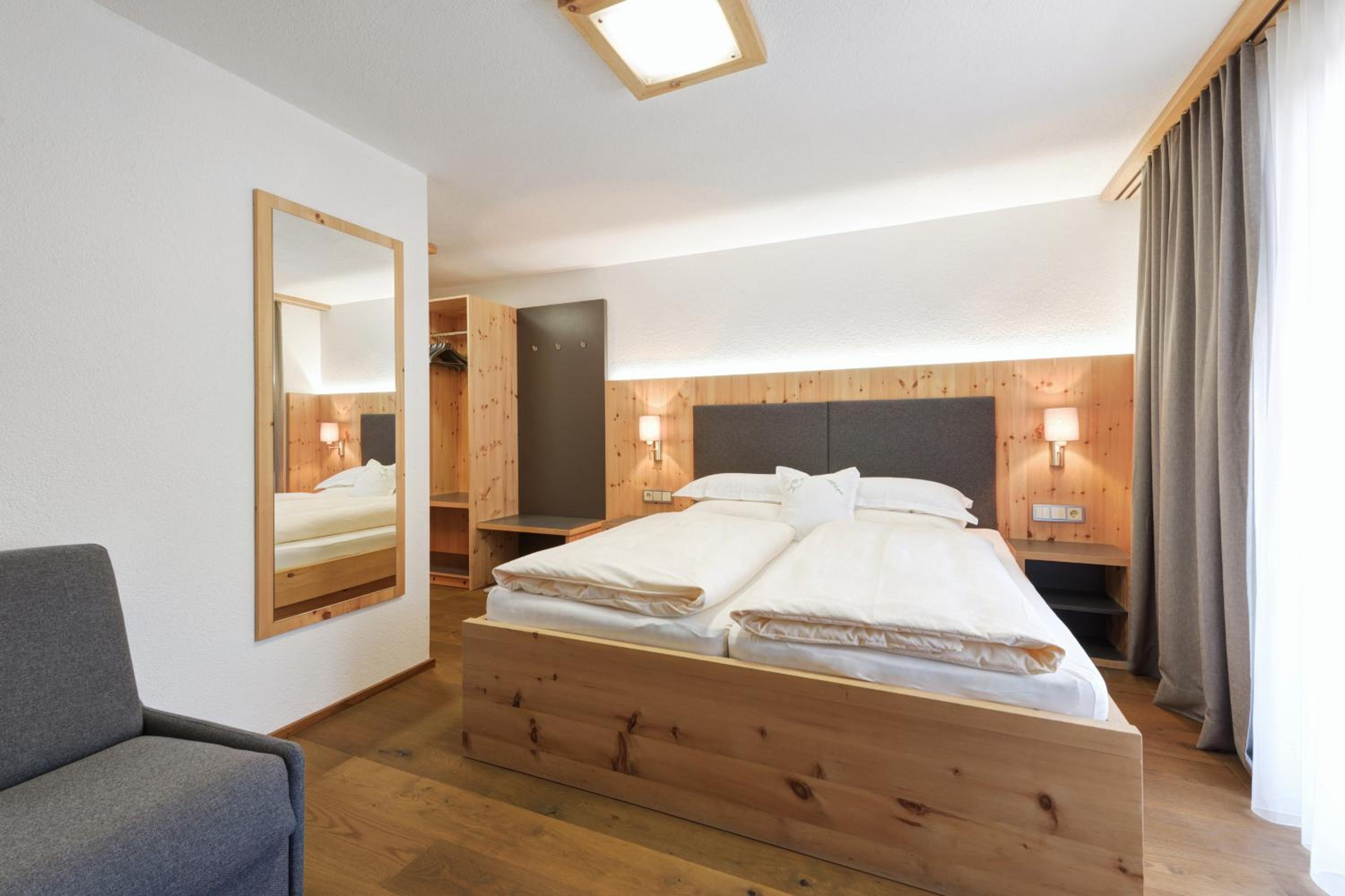 Double Room with Balcony photo 3