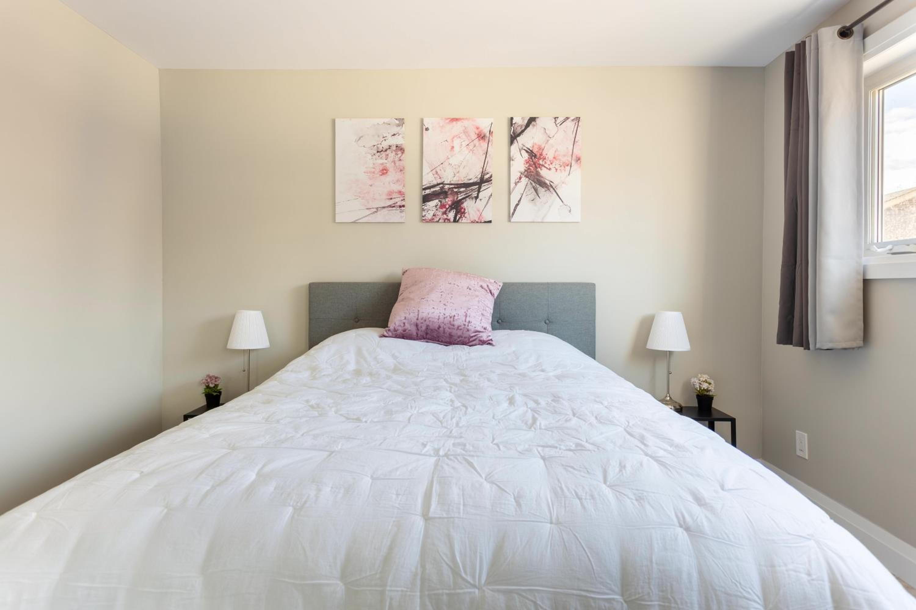 Two-Bedroom Apartment - Photo 10