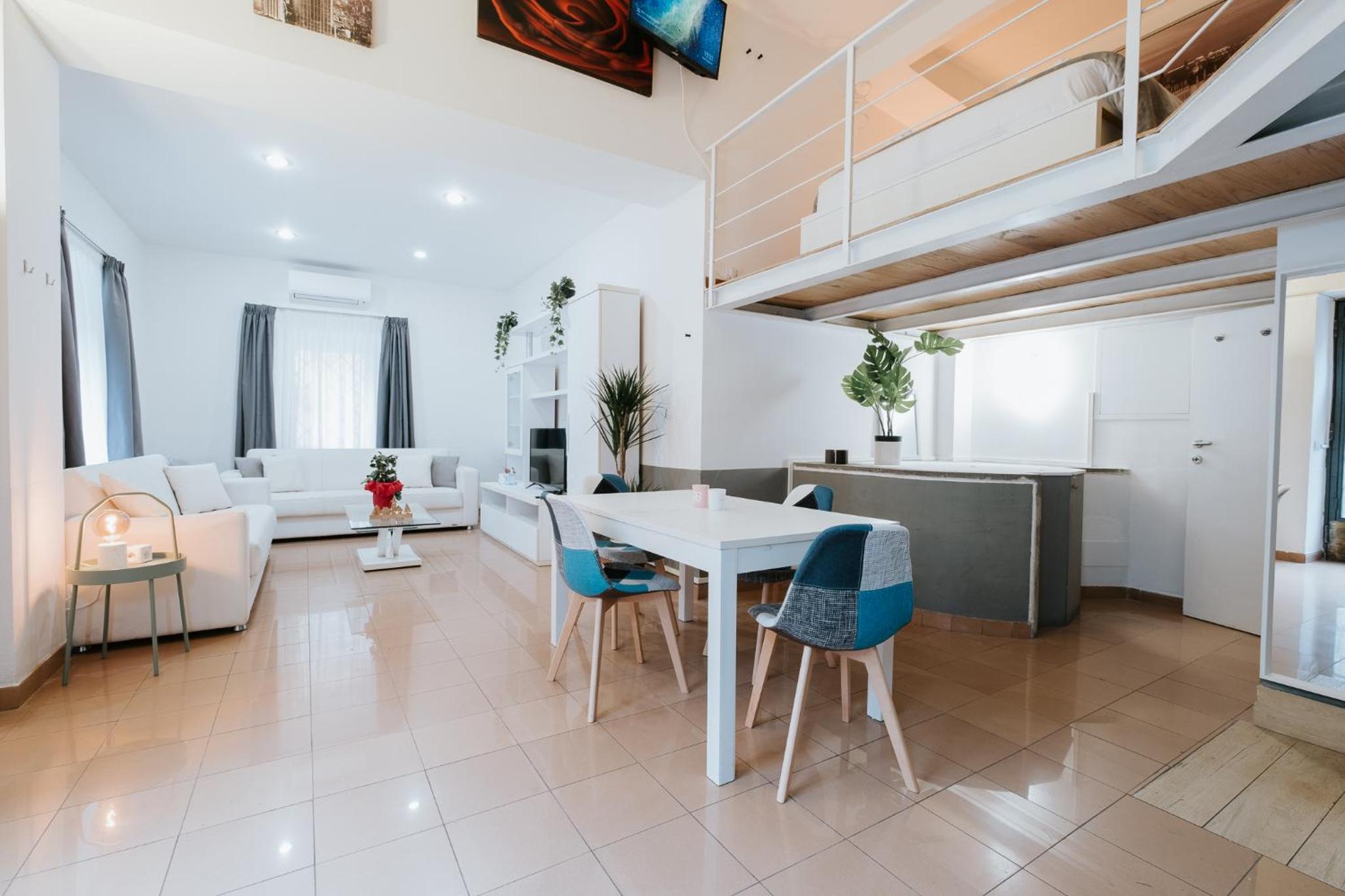 One-Bedroom Apartment