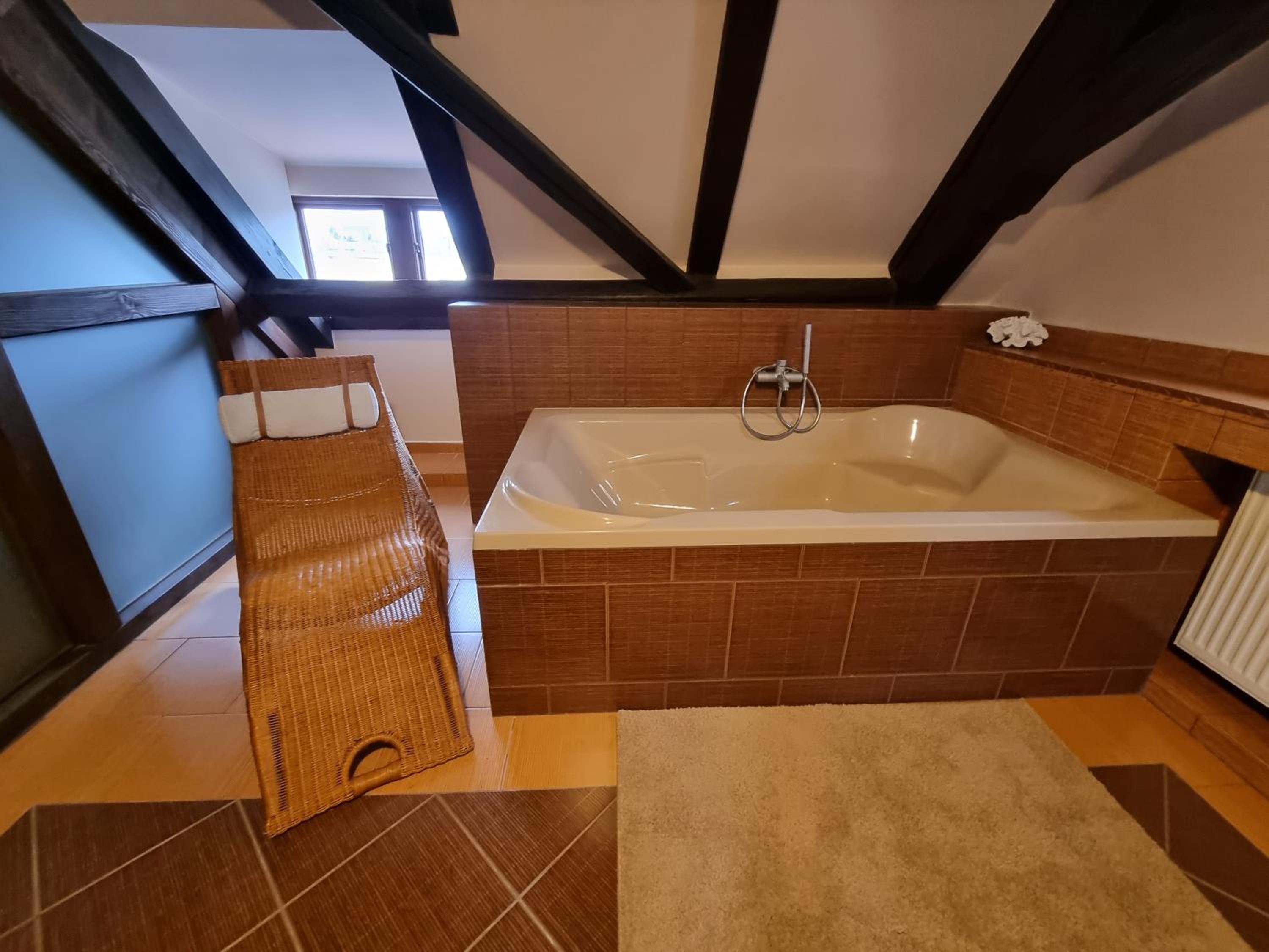 Two-Bedroom Apartment - Photo 28
