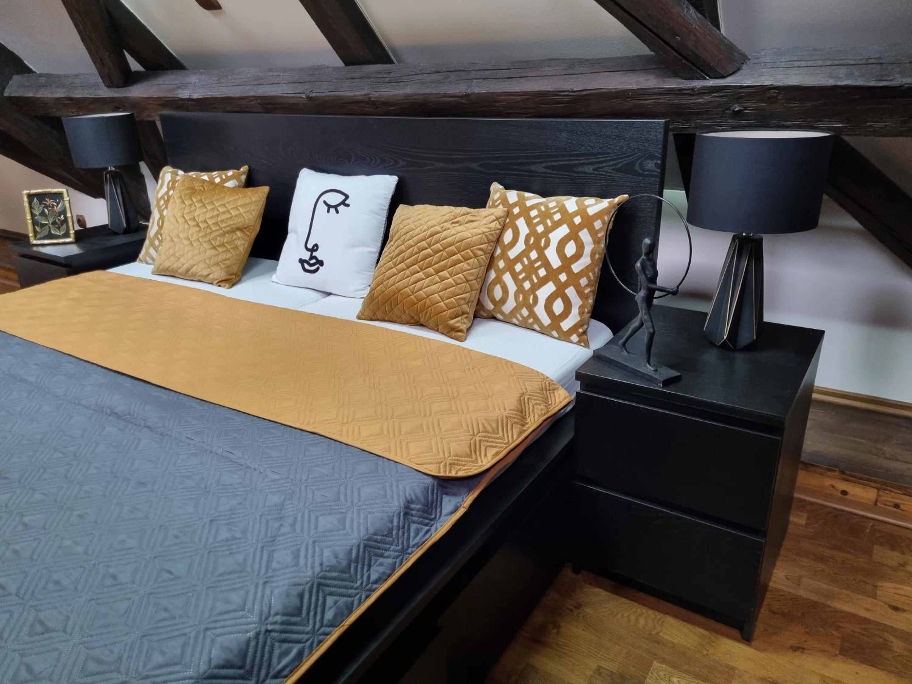 Two-Bedroom Apartment - Photo 10