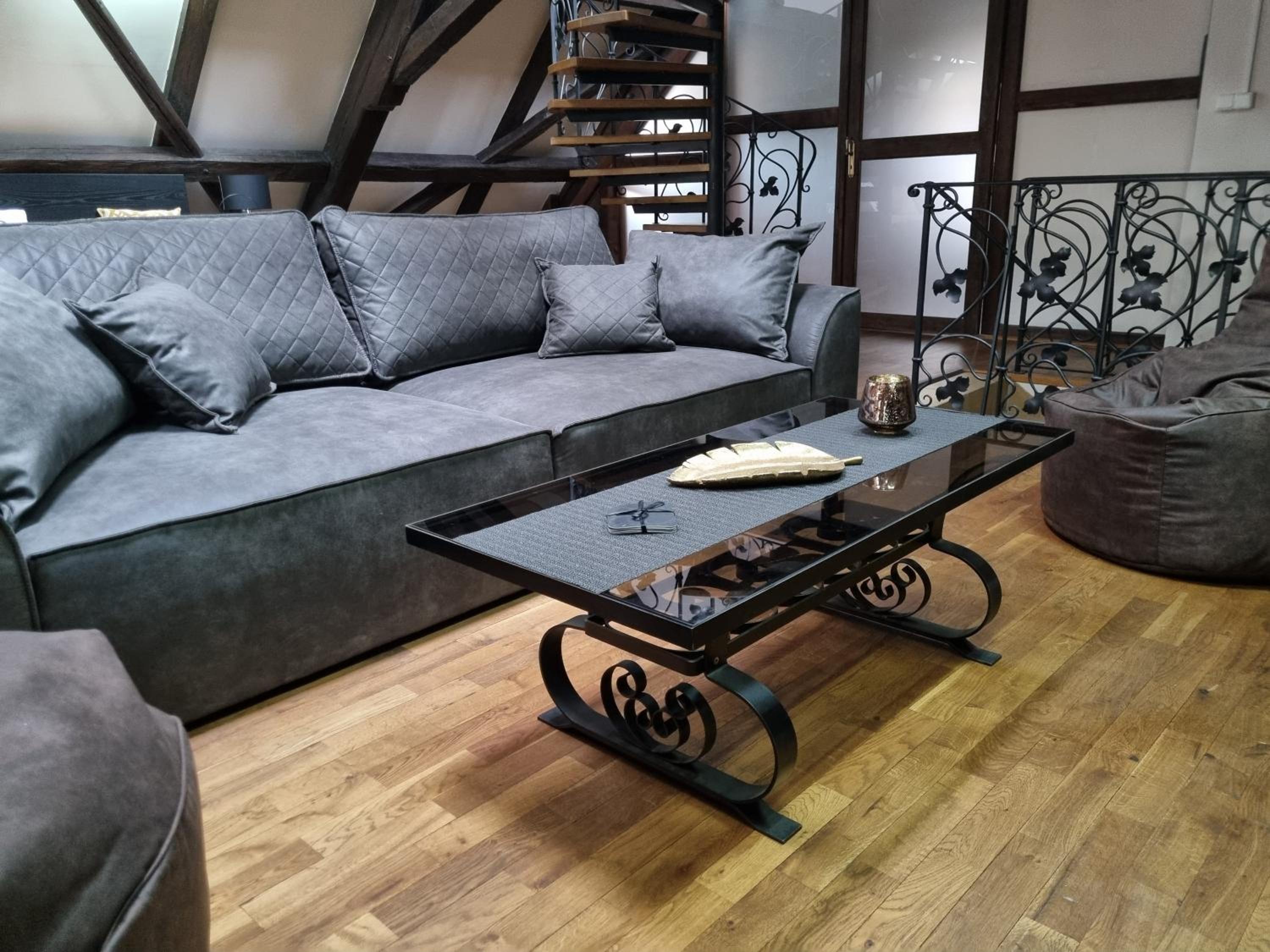 Two-Bedroom Apartment - Photo 3