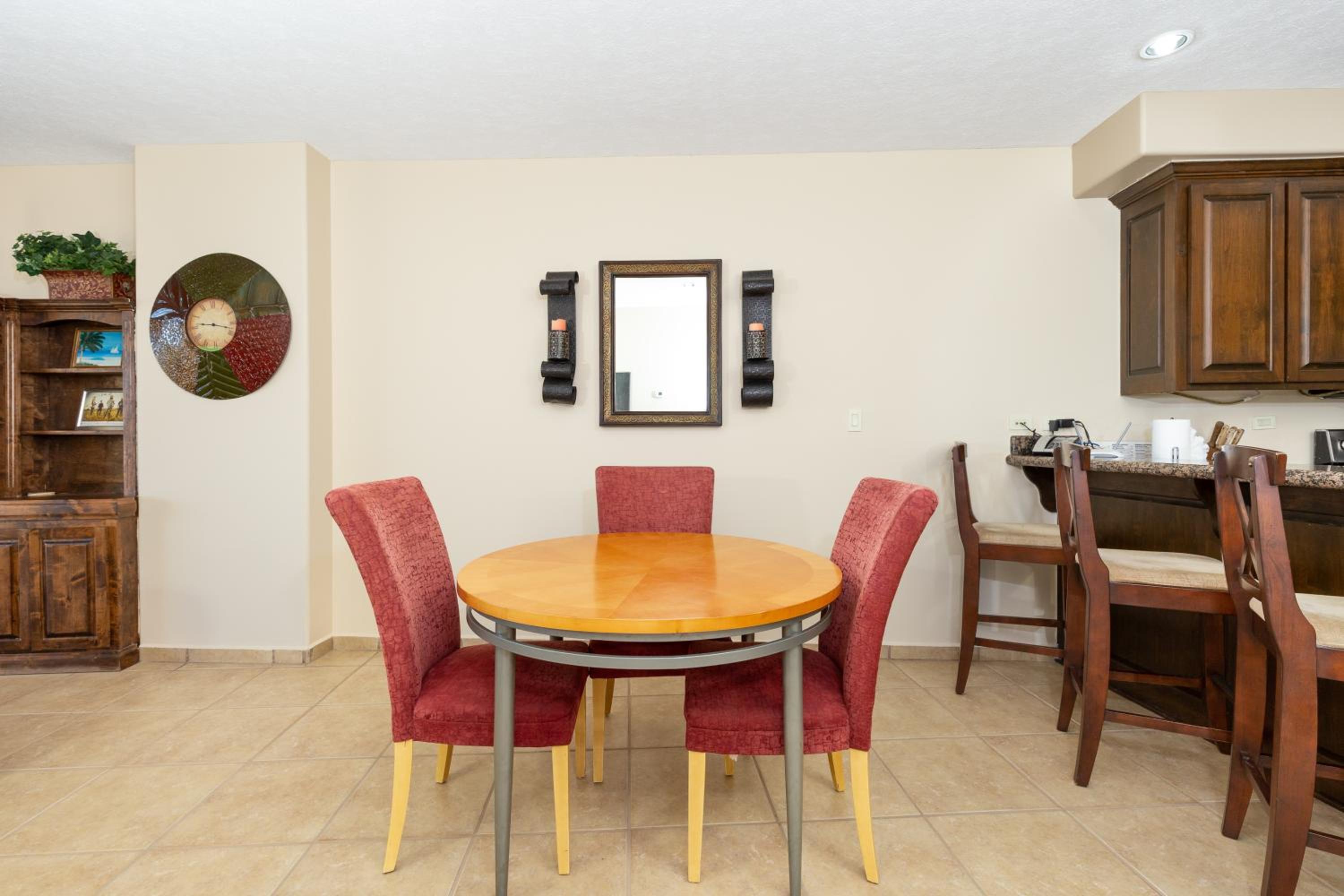 Apartment with Sea View - Photo 29