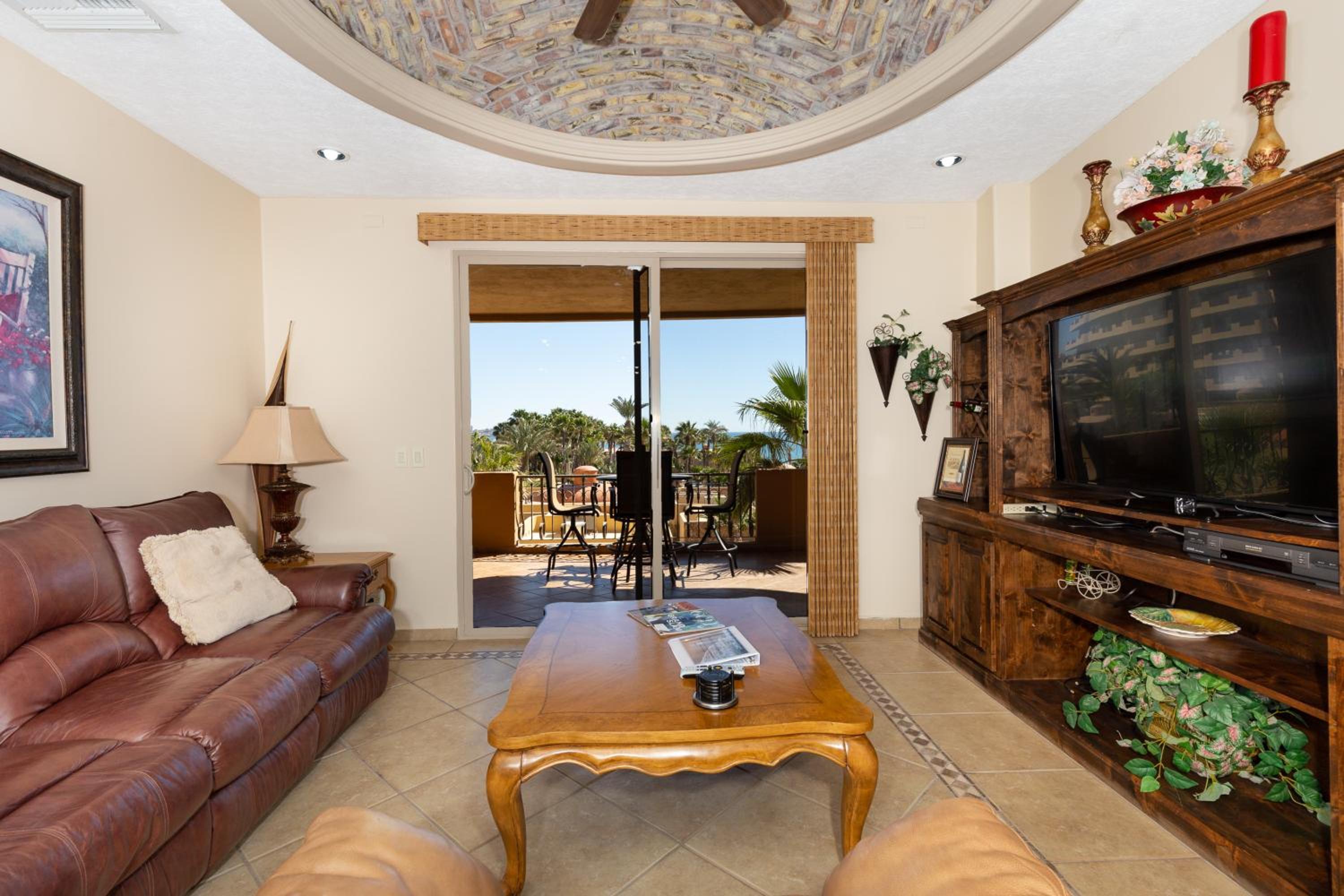 Apartment with Sea View - Photo 24