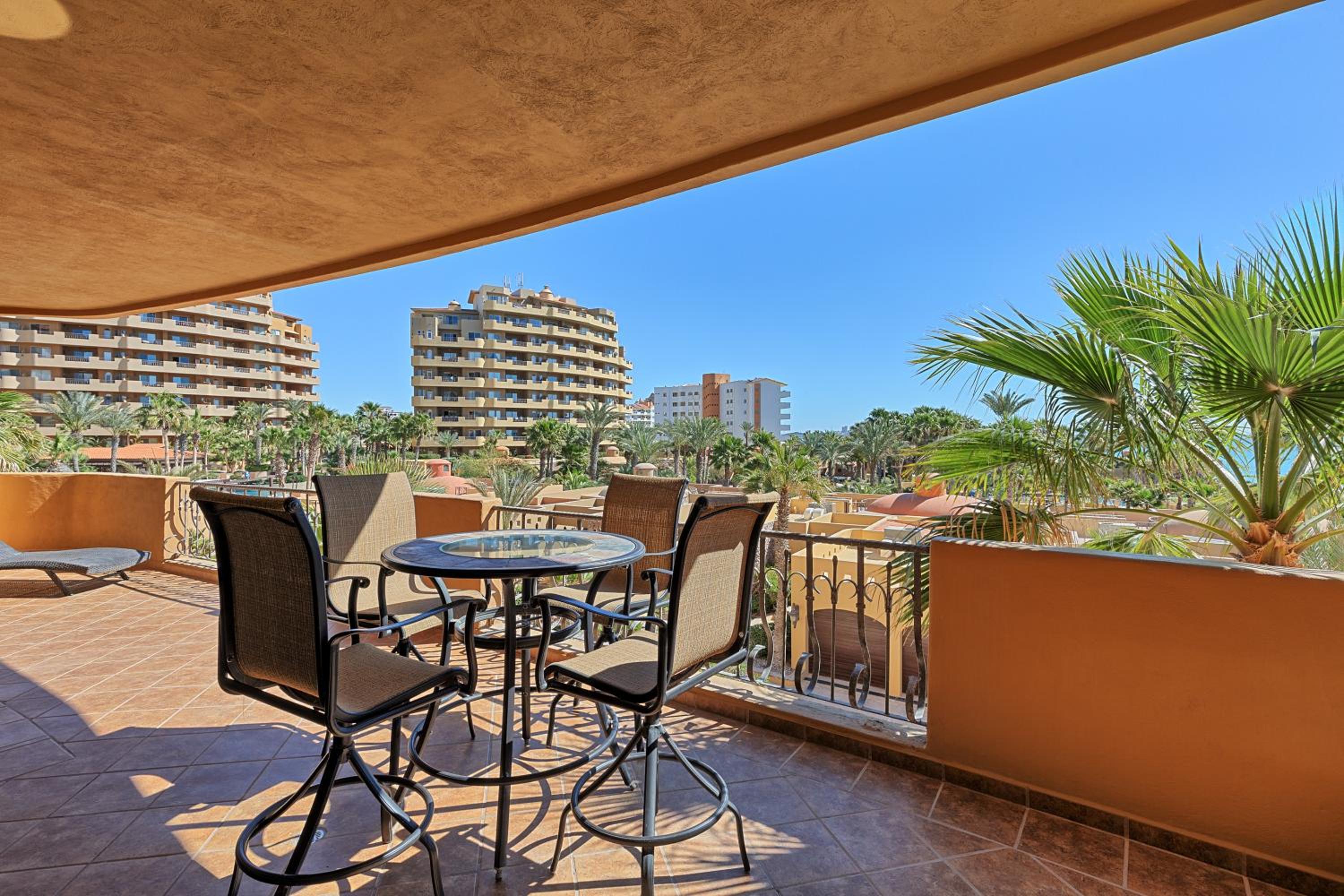 Apartment with Sea View - Photo 33