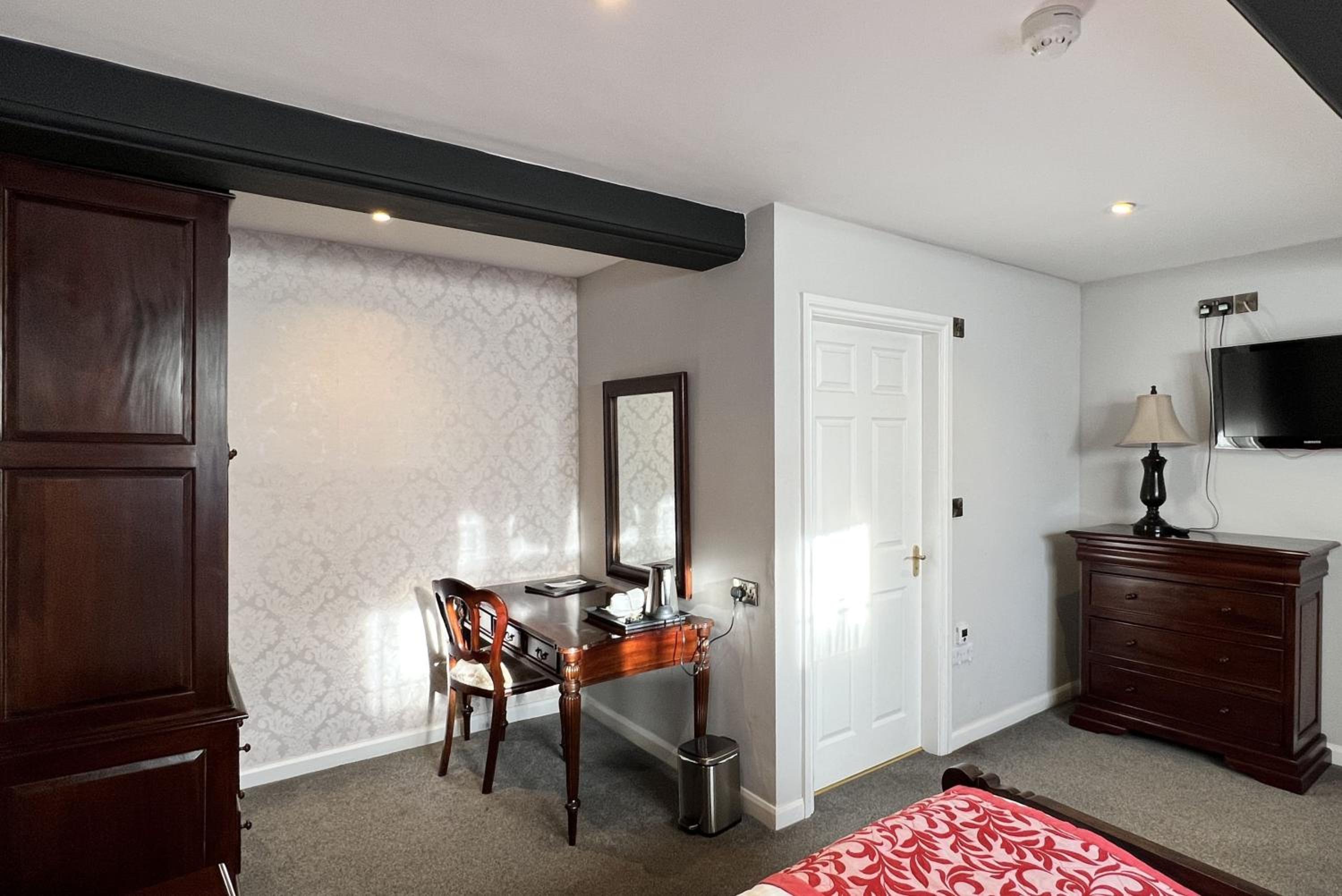 Accessible Double Room - Photo 6