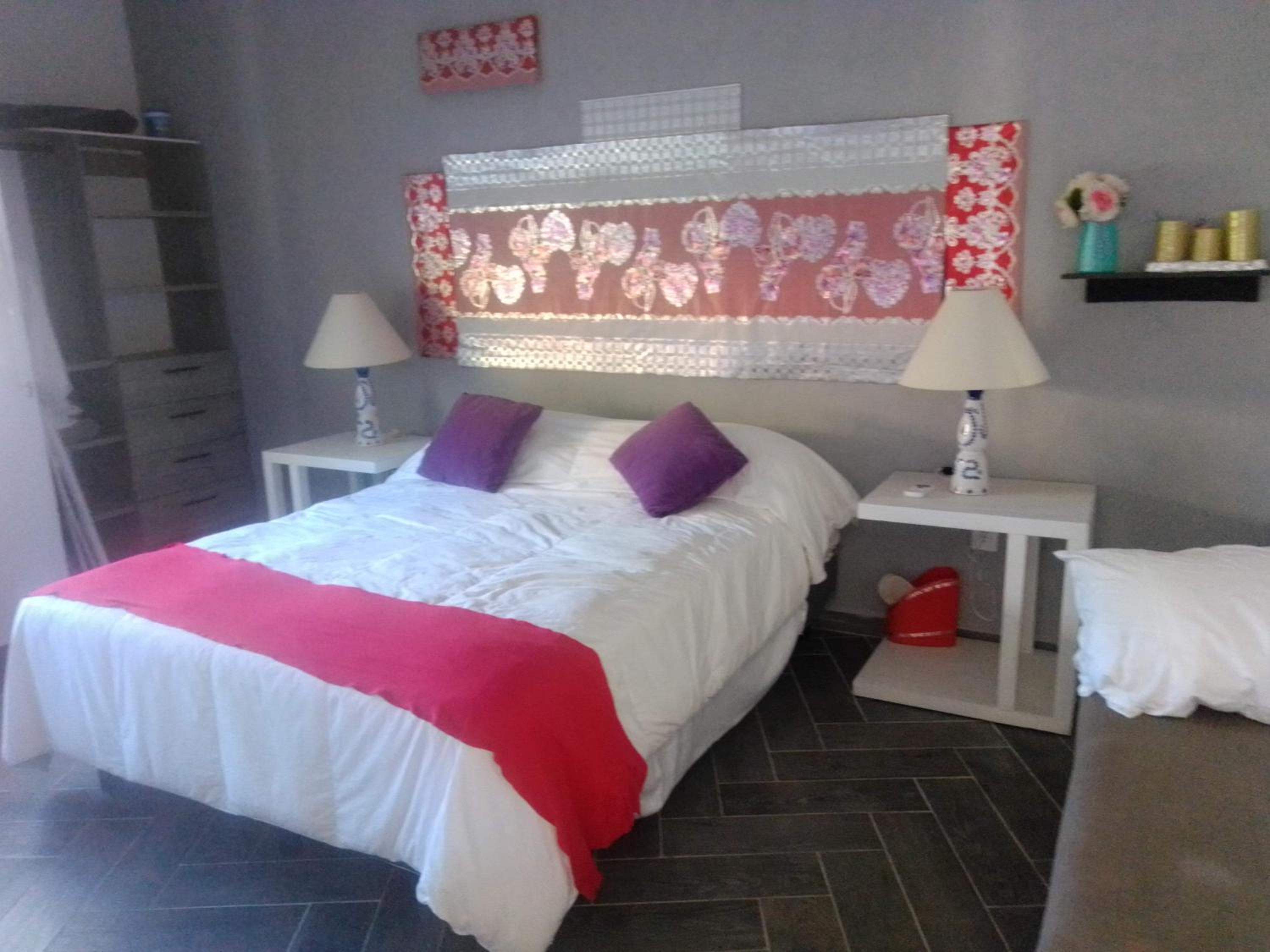 King Suite with Balcony photo 1