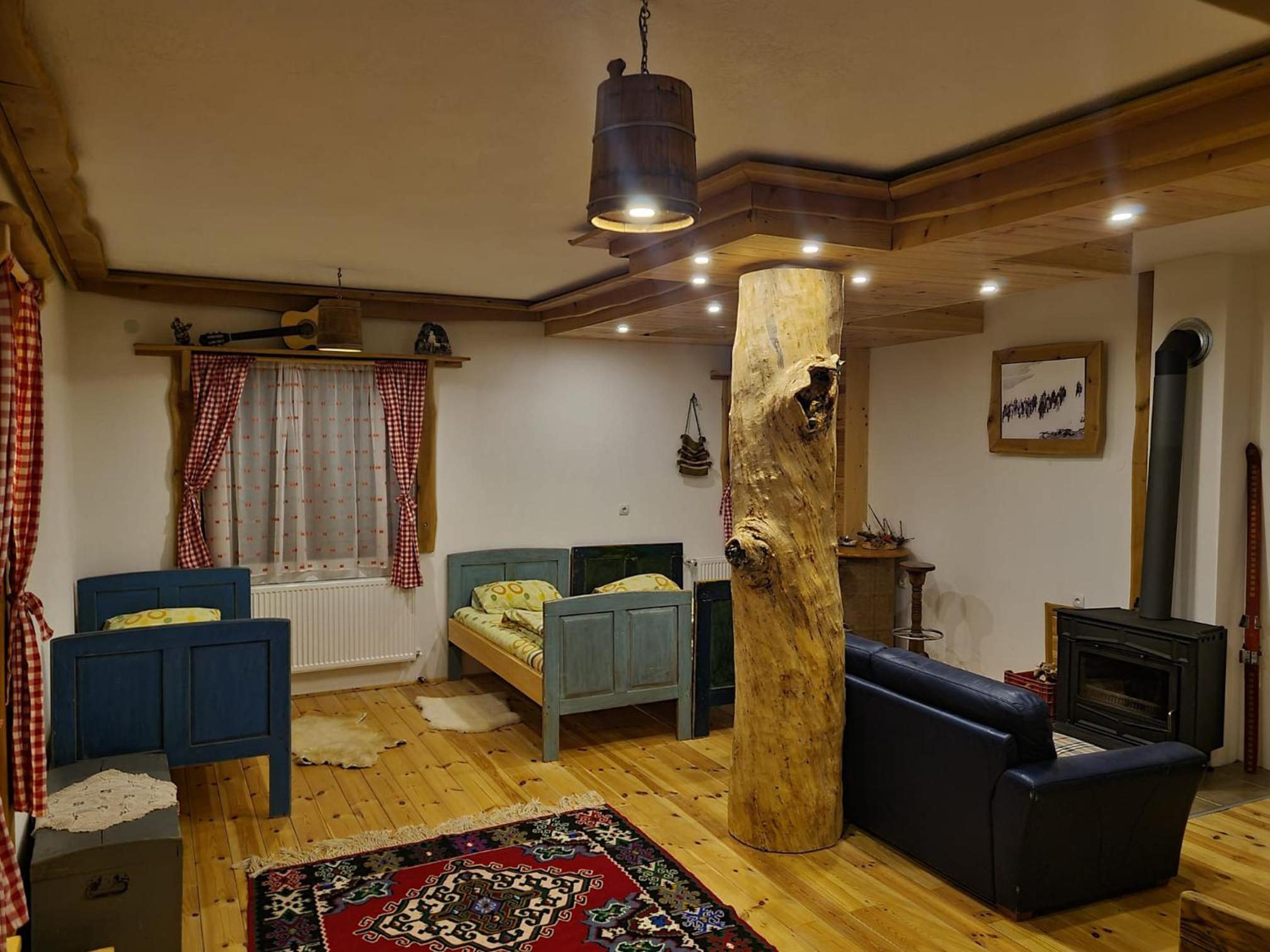 Family Room - Photo 21