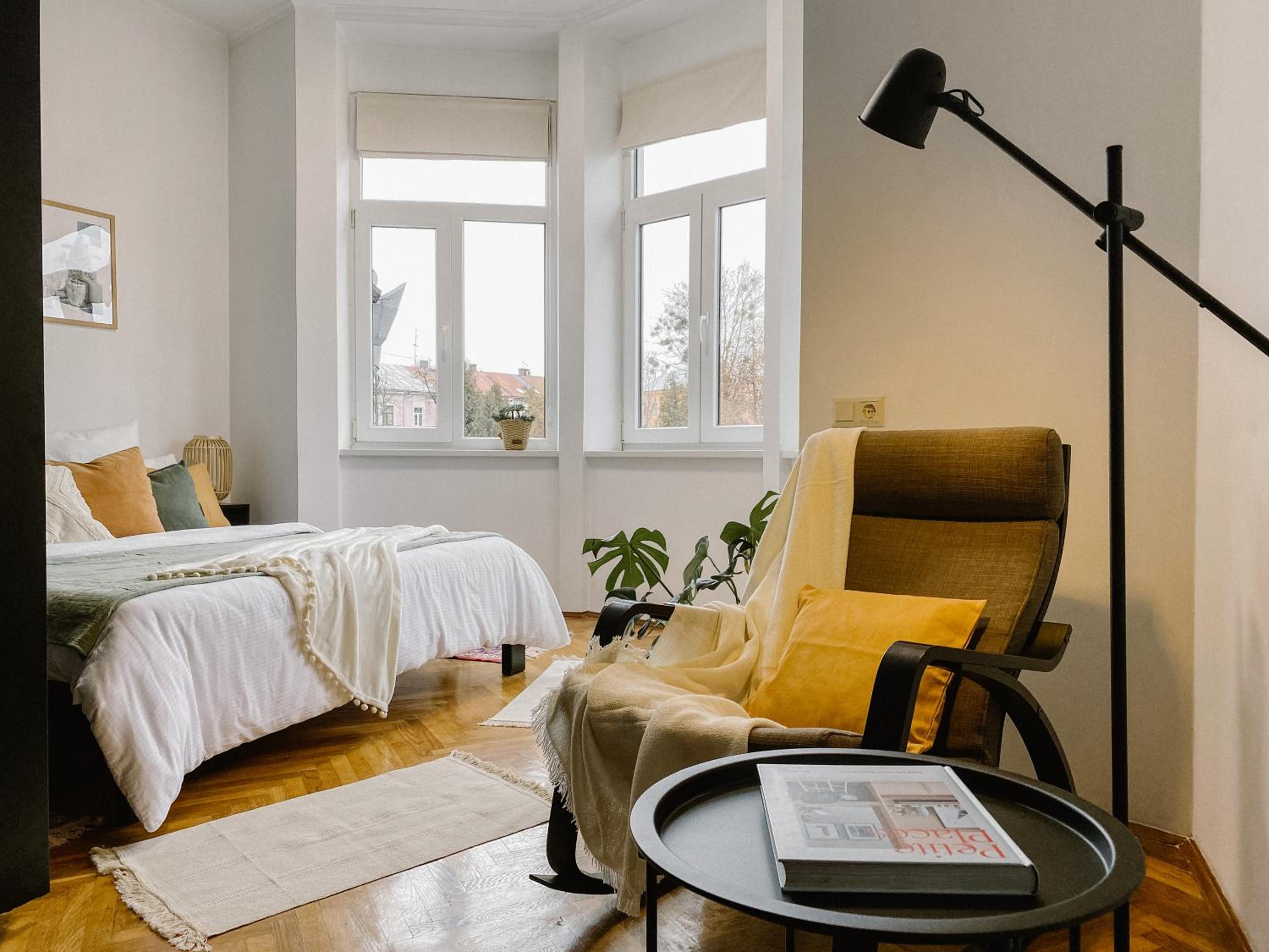 One-Bedroom Apartment photo 3