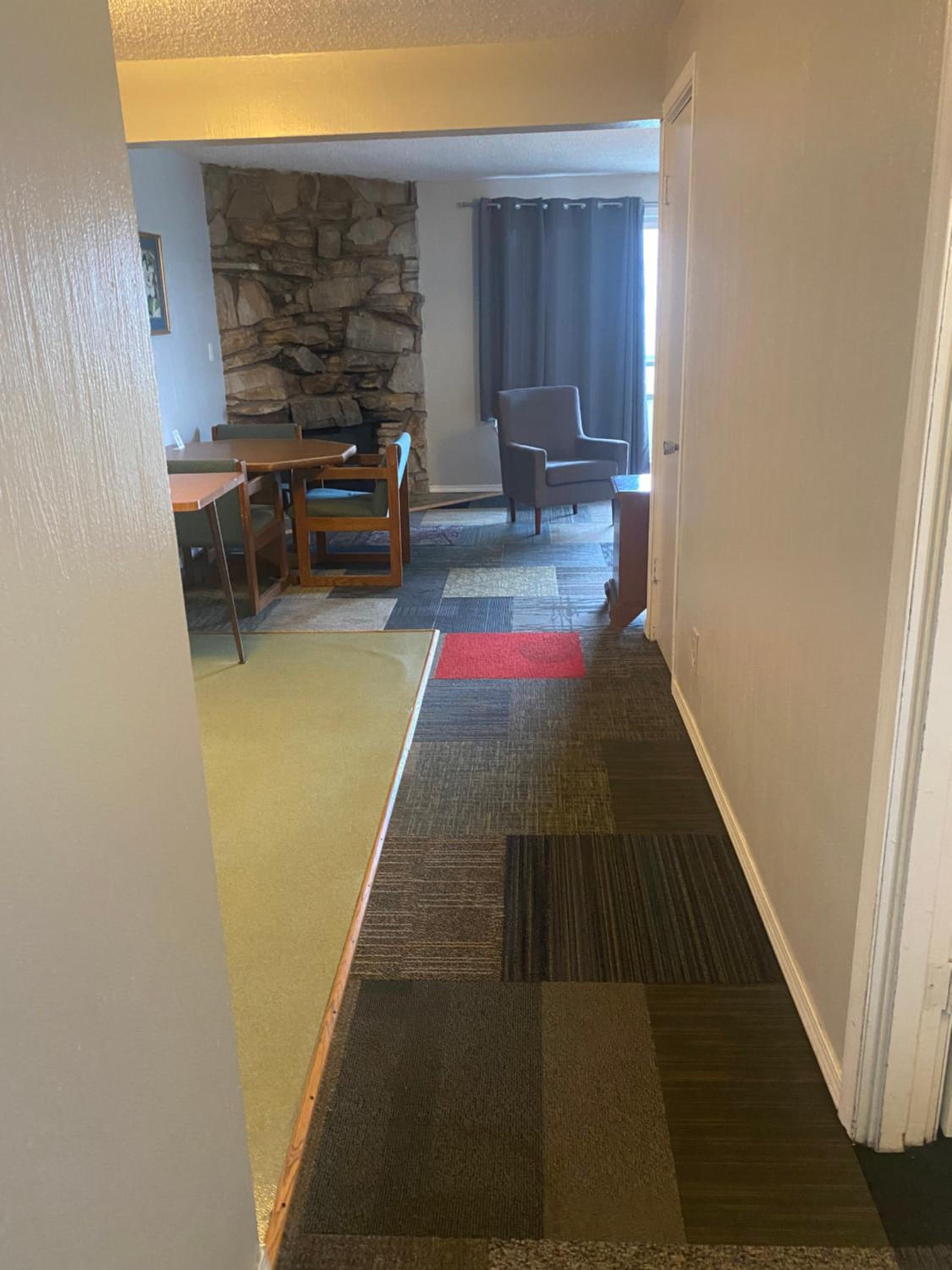 One-Bedroom Suite with Two Queen Beds - Photo 2