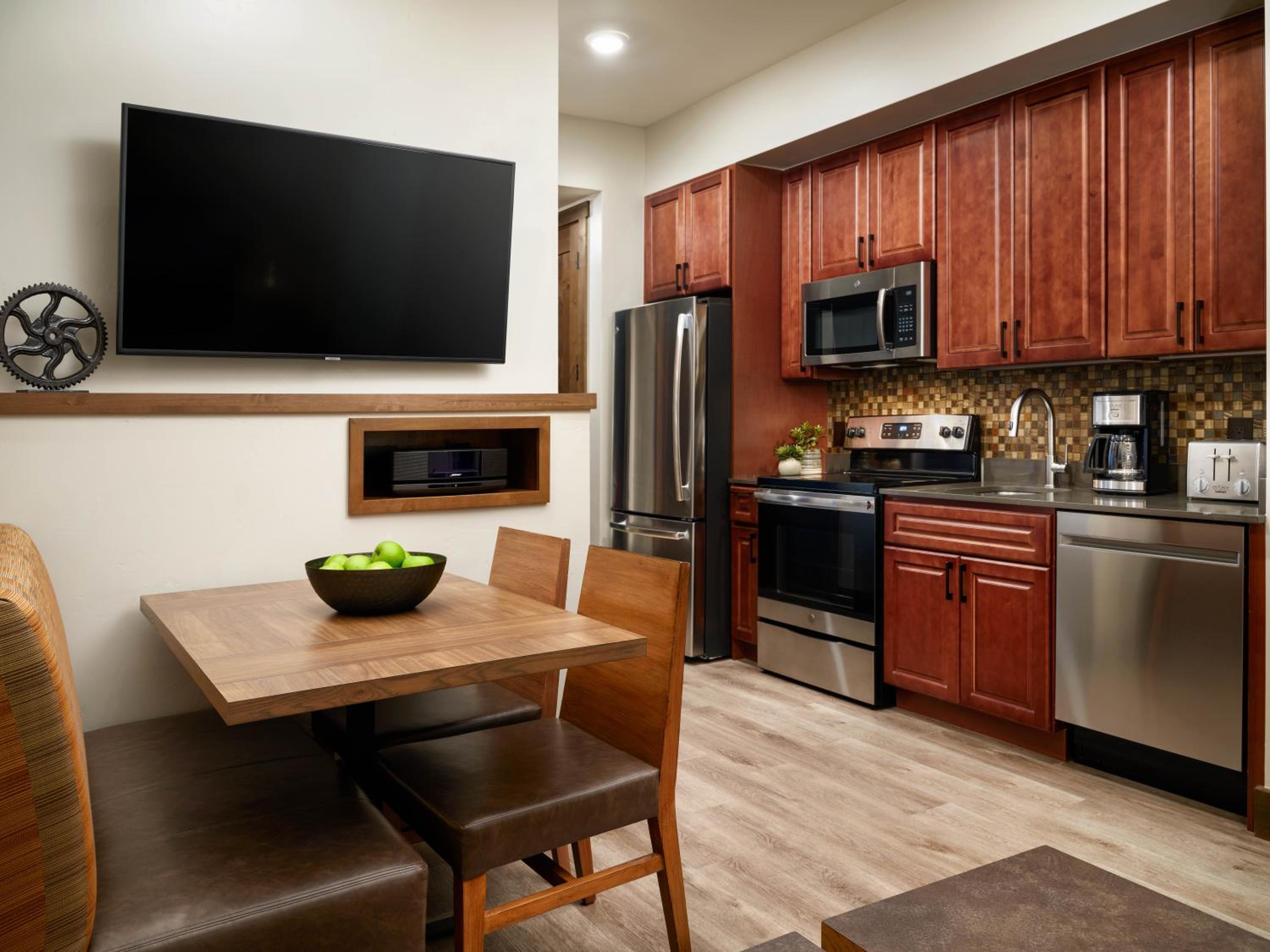 One Bedroom Suite  photo 2