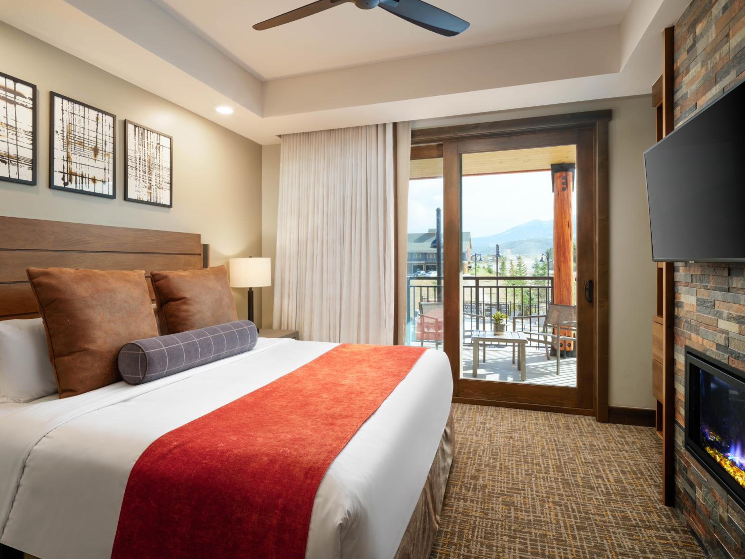 One Bedroom Suite  photo 1