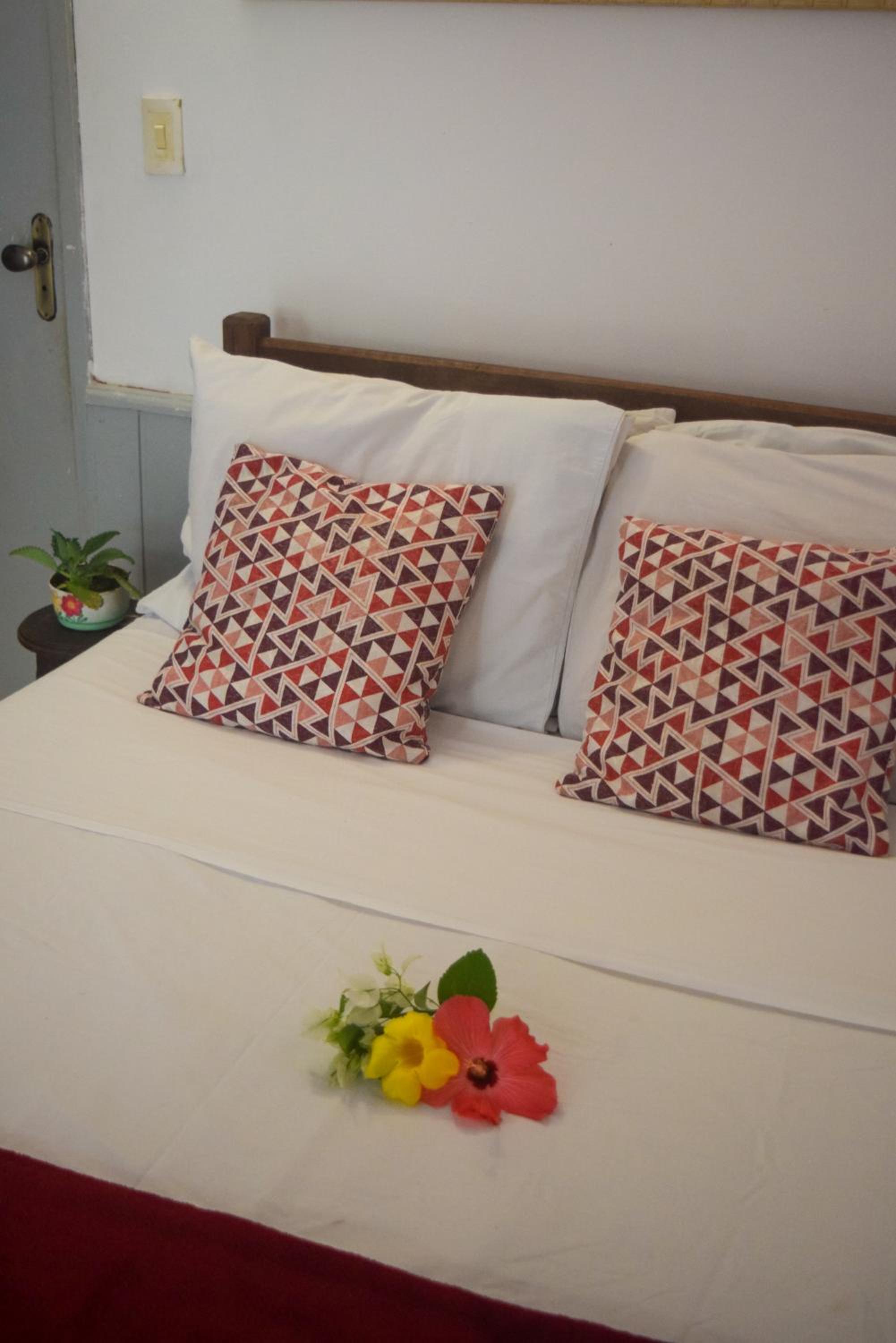 Economy Double Room - Photo 10
